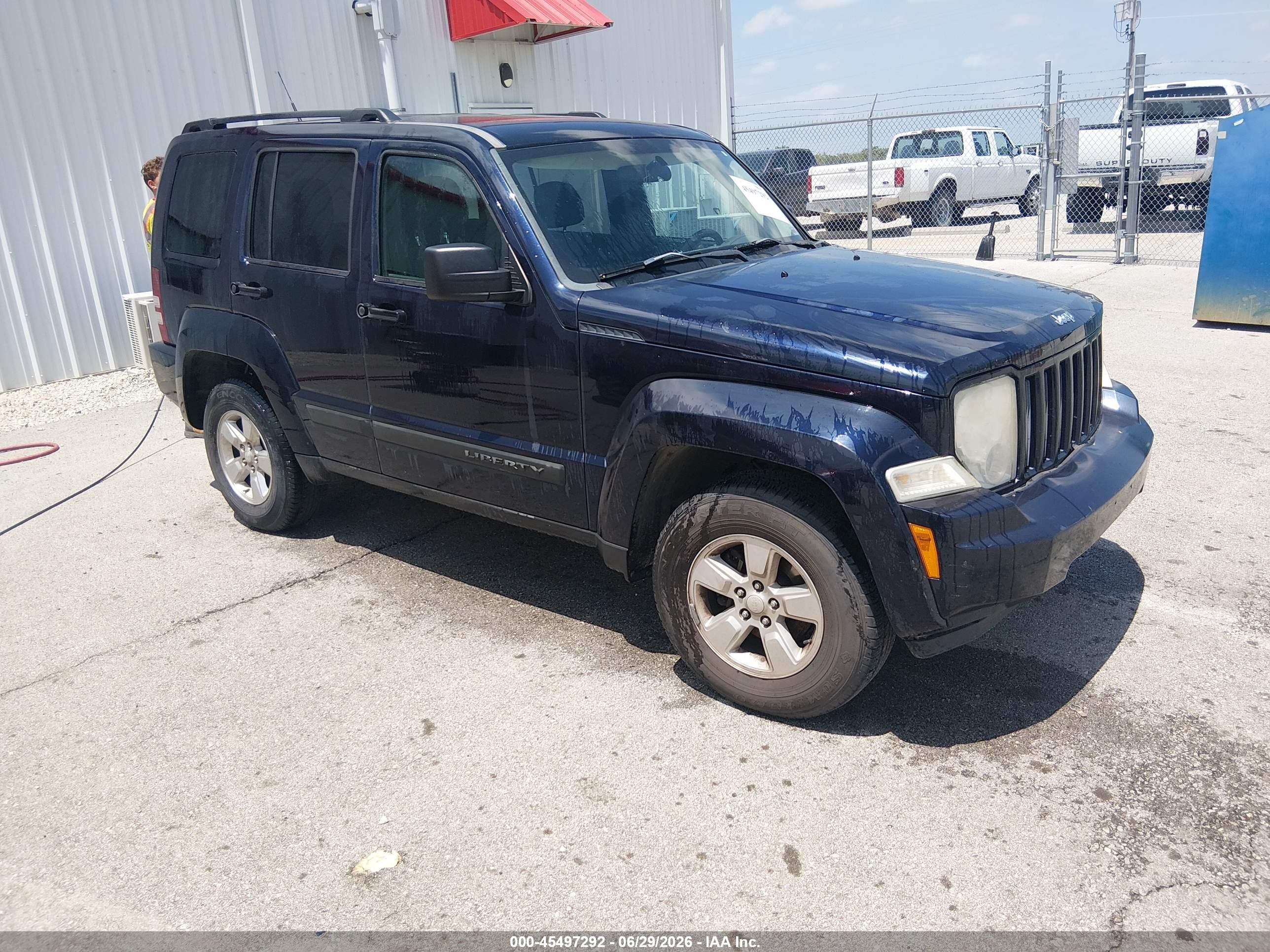 2011 Jeep Liberty Sport, VIN 1J4PN2GK5BW520594 — Normal wear