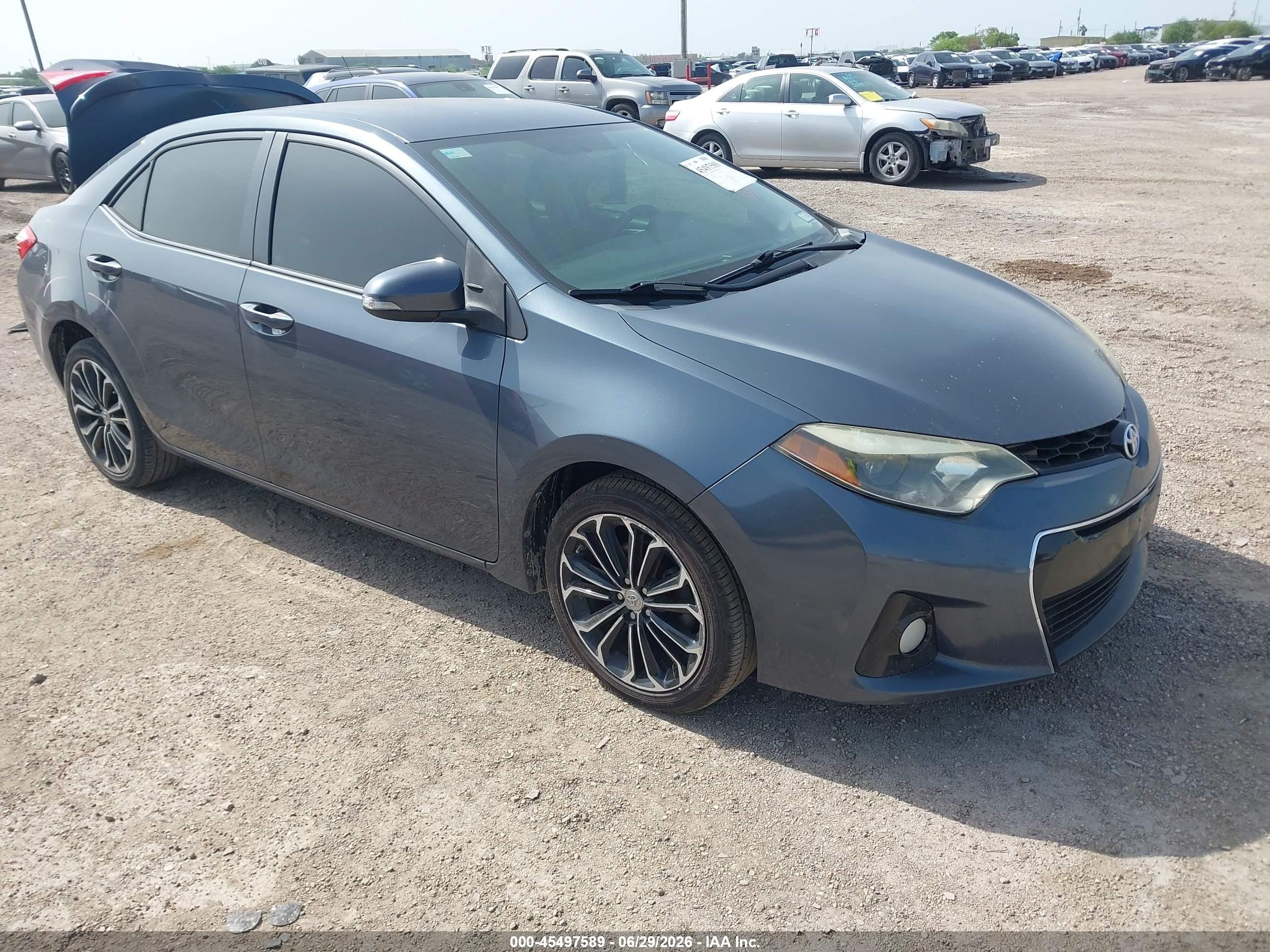 2014 Toyota Corolla LE, VIN 2T1BURHE3EC135861 — Rear end