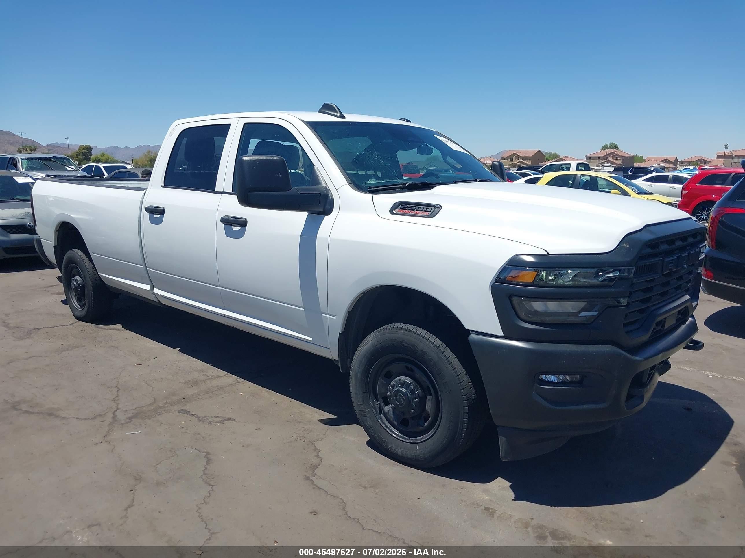 2026 Ram 2500 Tradesman, VIN 3C6UR4HJXTG178226 — Front end