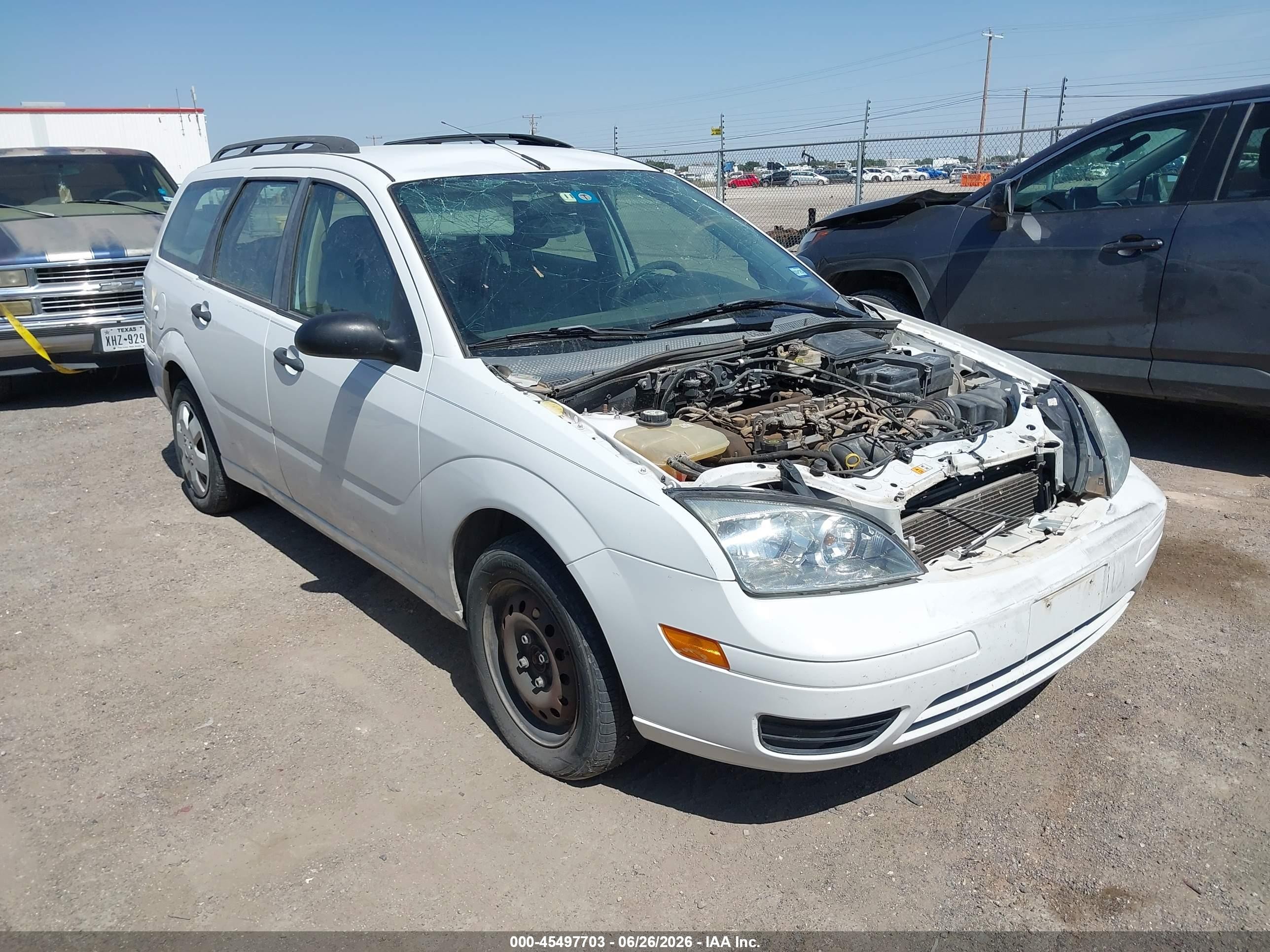 2007 Ford Focus SE, VIN 1FAFP36N47W224296 — Normal wear
