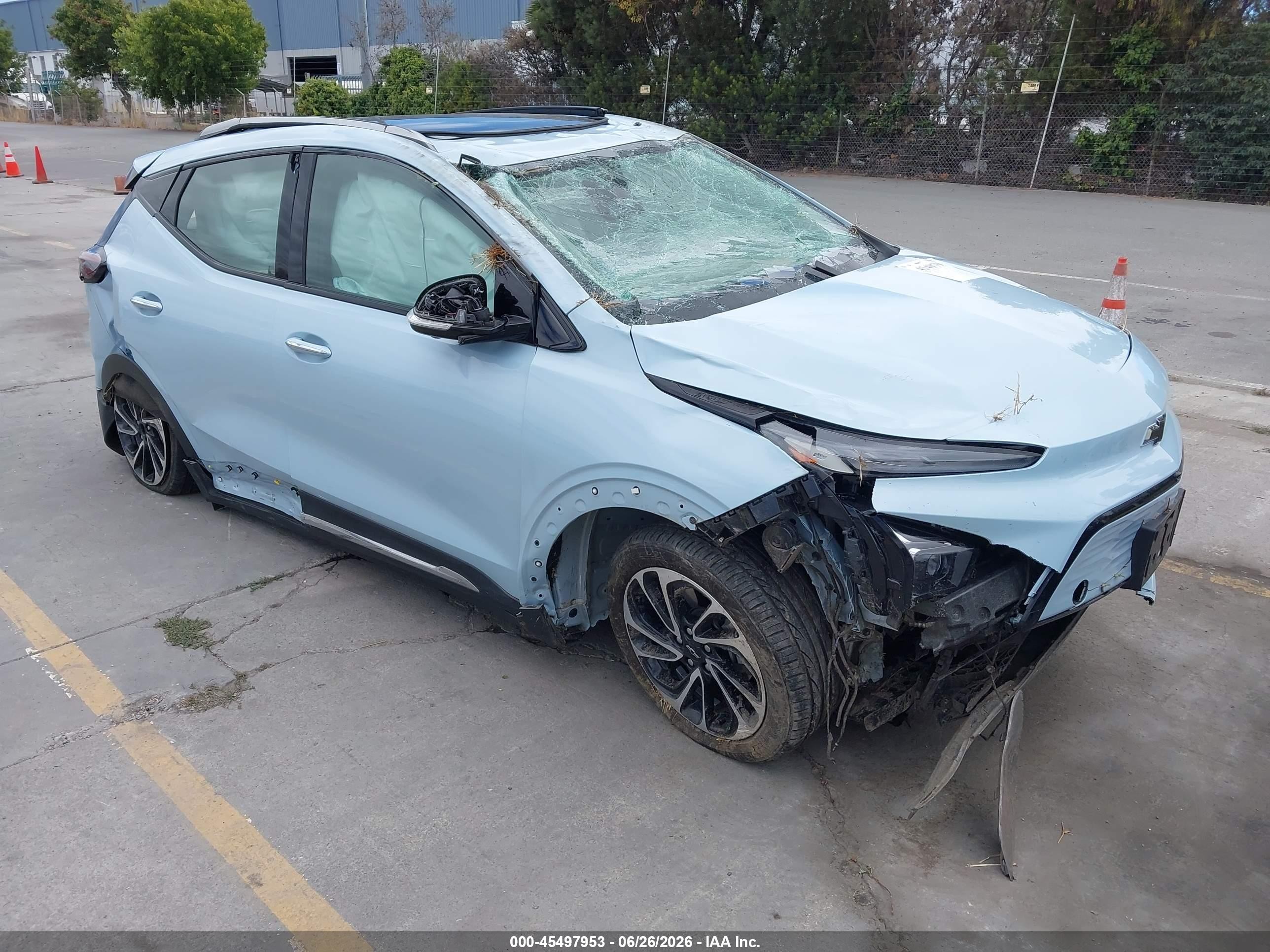 2022 Chevrolet Bolt EUV Premier, VIN 1G1FZ6S07N4109774 — Rollover