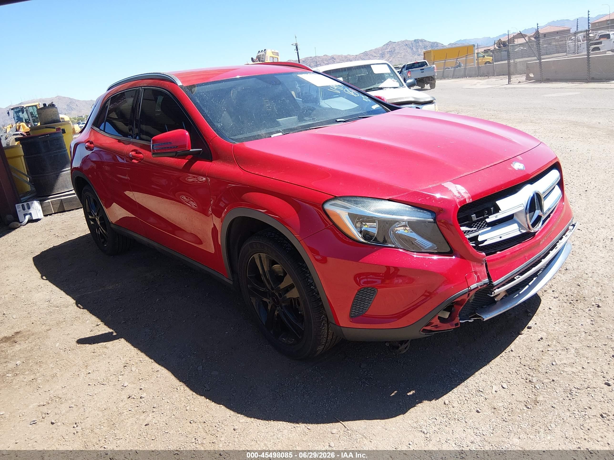 2015 Mercedes-Benz GLA 250, VIN WDCTG4GB4FJ079953 — Front end