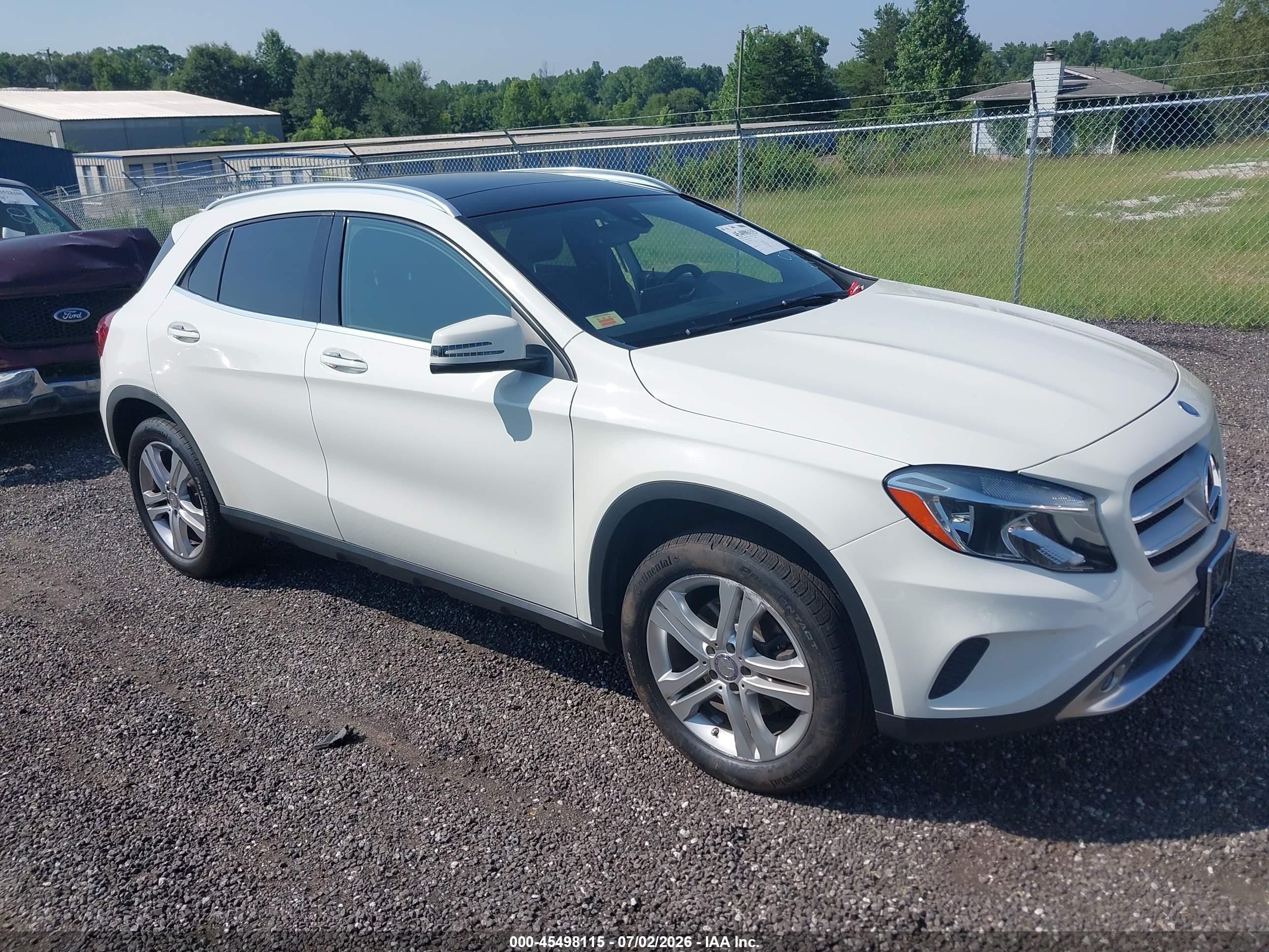 2016 Mercedes-Benz GLA 250, VIN WDCTG4GB4GJ188530 — Side
