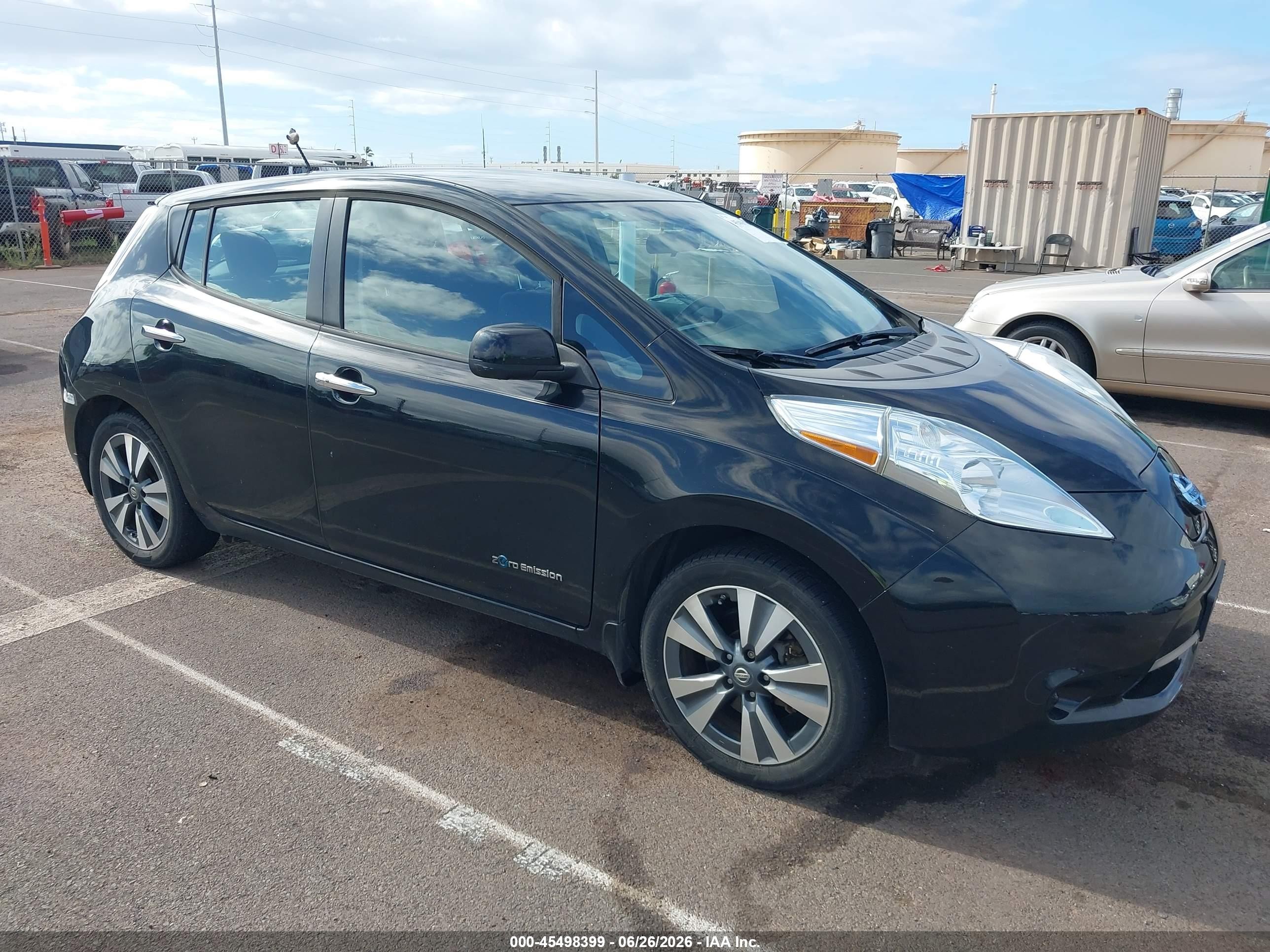 2017 Nissan LEAF S, VIN 1N4BZ0CP3HC303748 — Normal wear