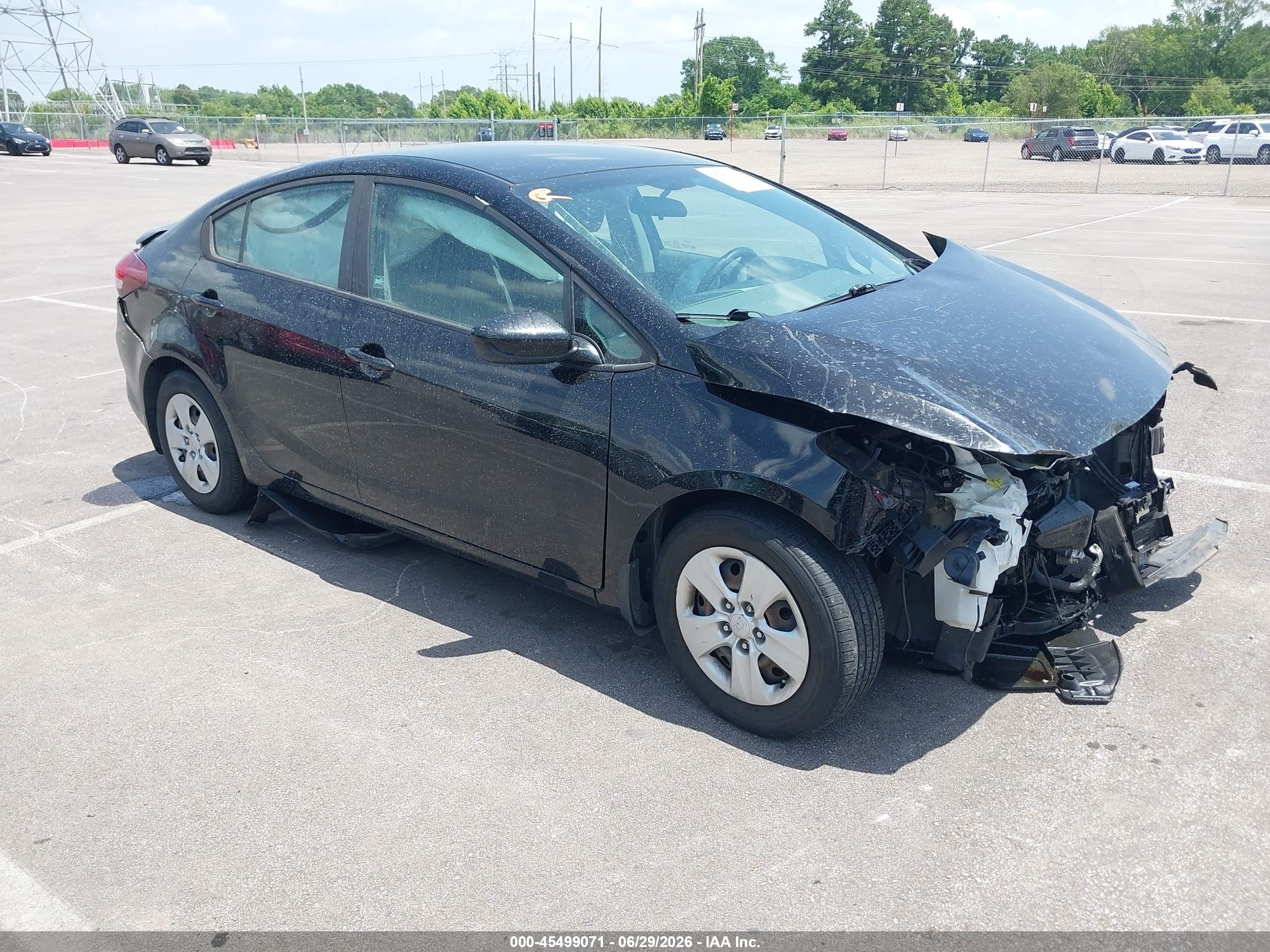 2018 Kia Forte LX, VIN 3KPFK4A7XJE247316 — По всему кузову