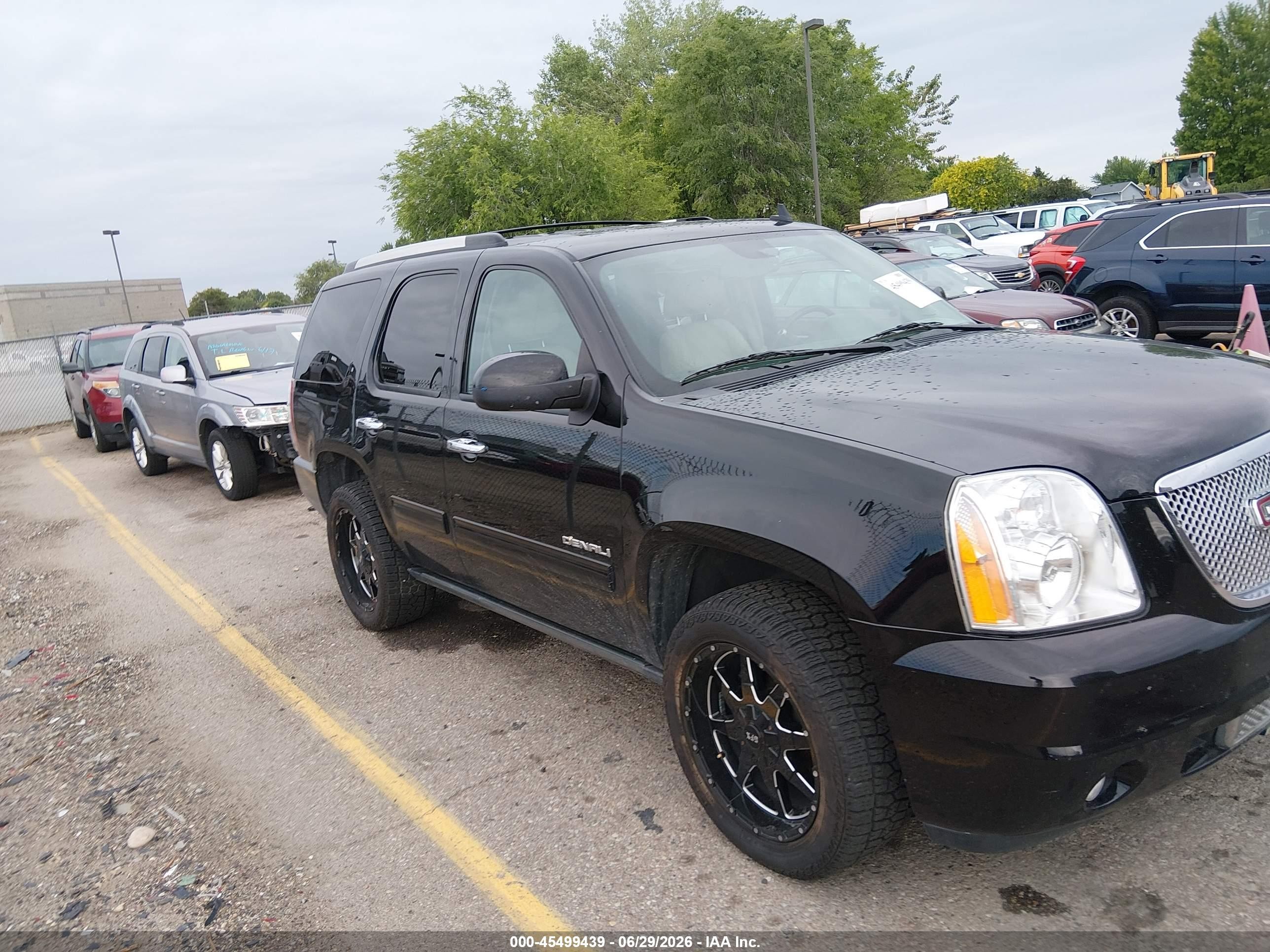 2013 GMC Yukon Denali, VIN 1GKS2EEFXDR304018 — All over