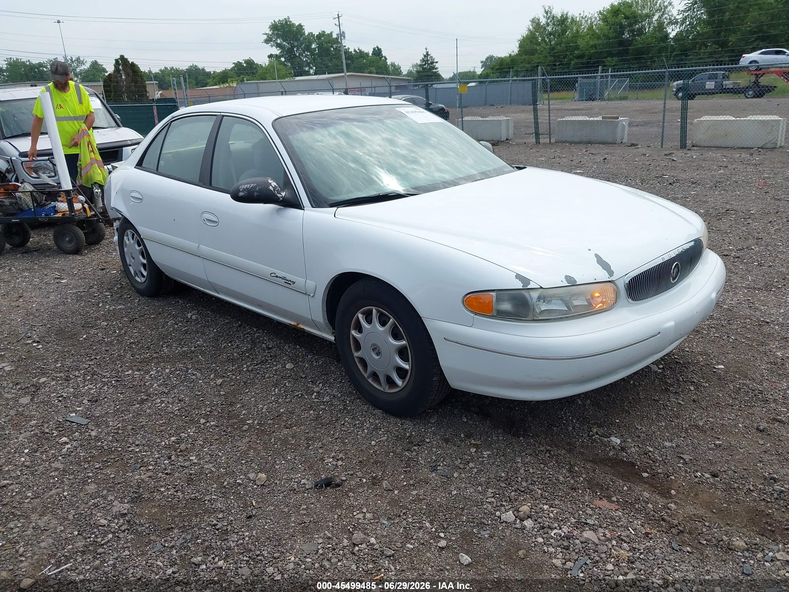 1998 Buick Century Custom, VIN 2G4WS52M3W1435993 — Rear end