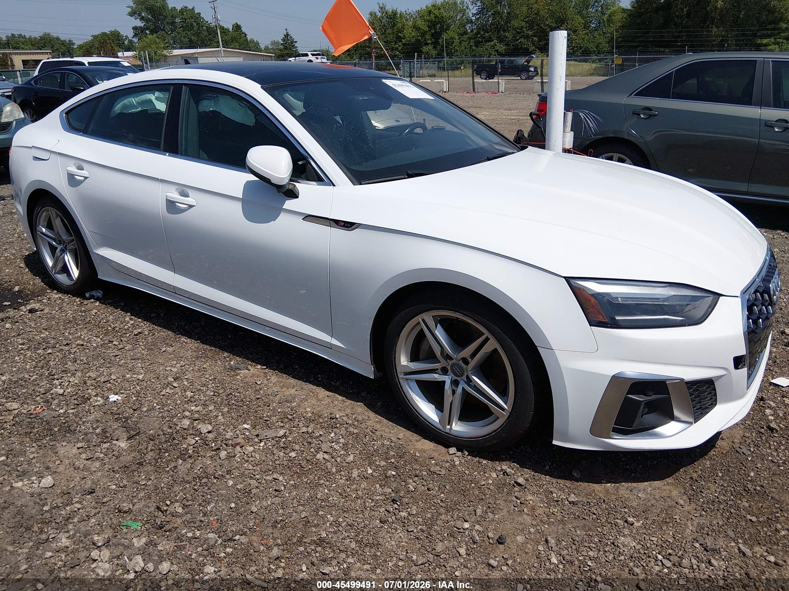 2021 Audi A5 Sportback S line Premium, VIN WAUDACF59MA011370 — Side
