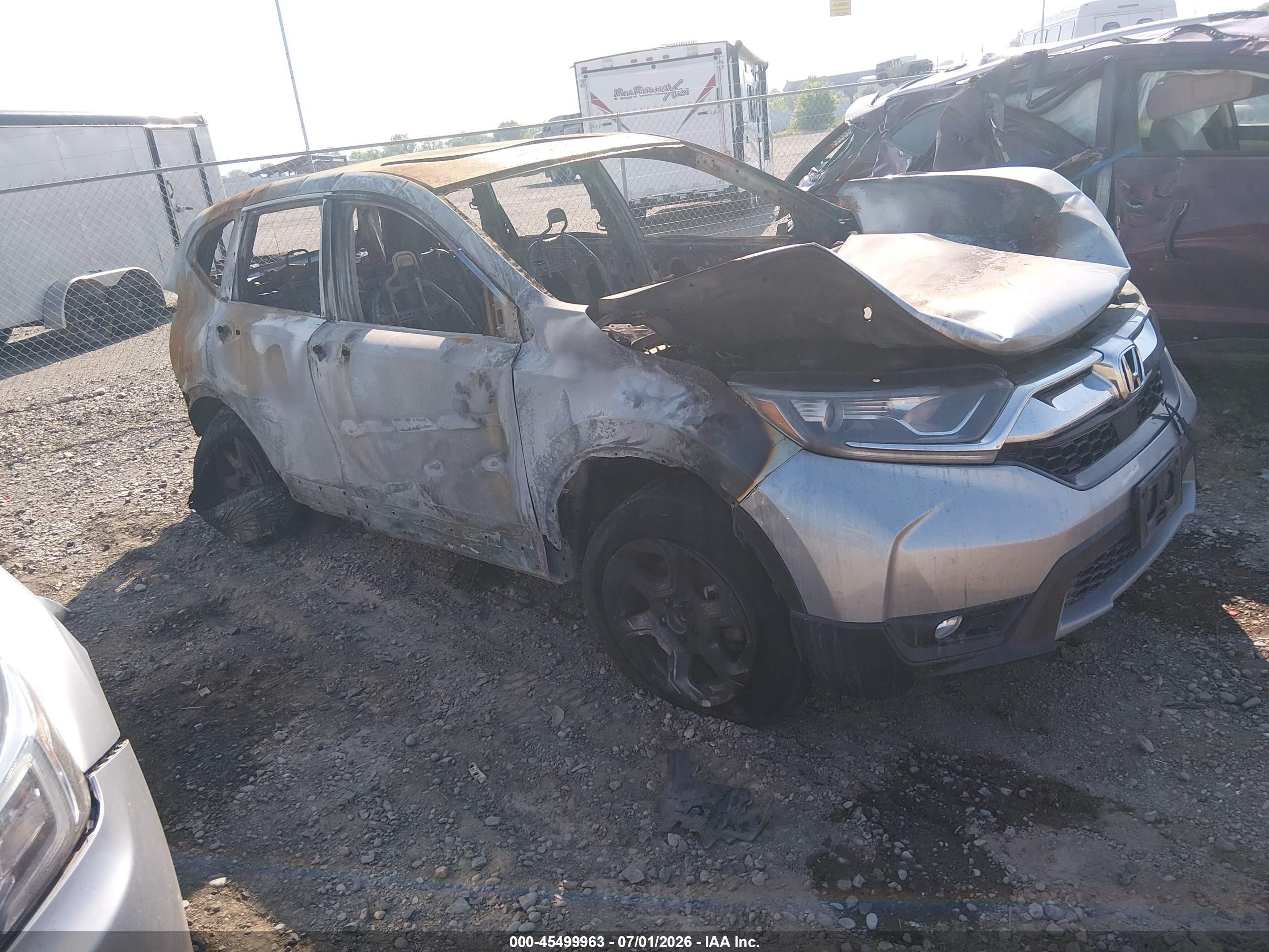 2018 Honda CR-V EX-L, VIN 2HKRW2H82JH625970 — Burn