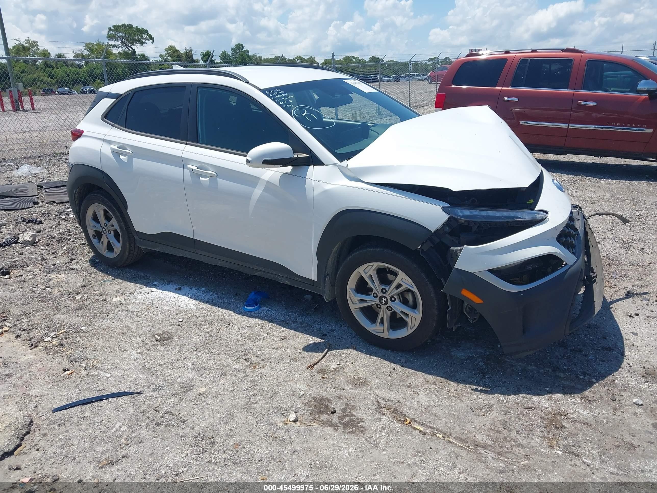 2022 Hyundai Kona SEL, VIN KM8K62AB5NU910970 — Front end