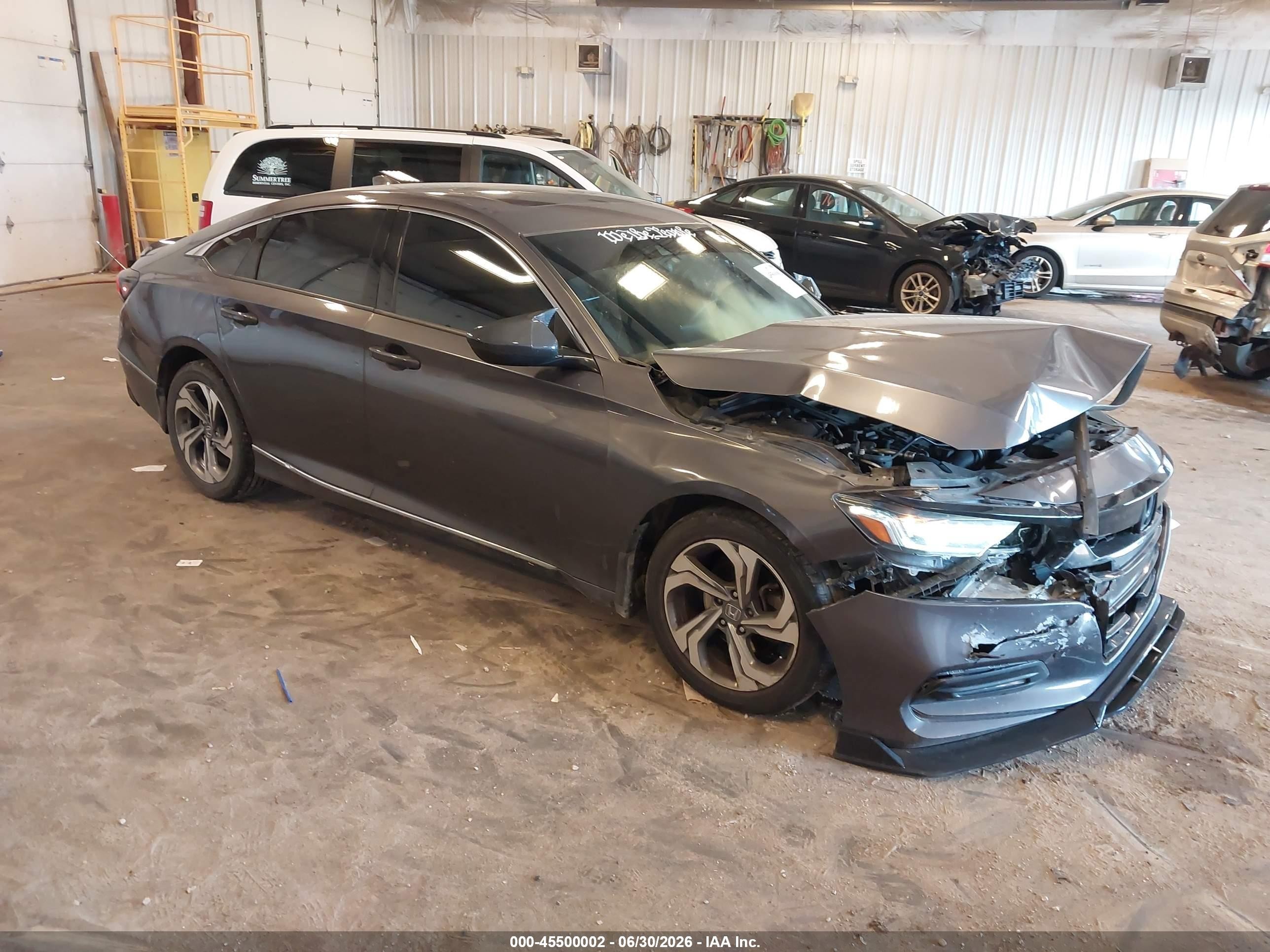2019 Honda Accord EX, VIN 1HGCV1F48KA165985 — Front end