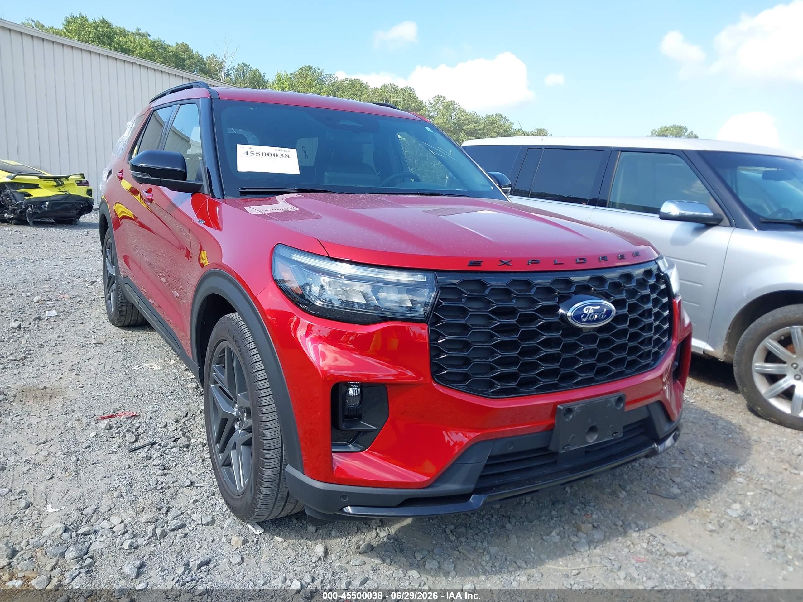 2025 Ford Explorer ST-Line, VIN 1FMUK7KH5SGB57410 — Зад