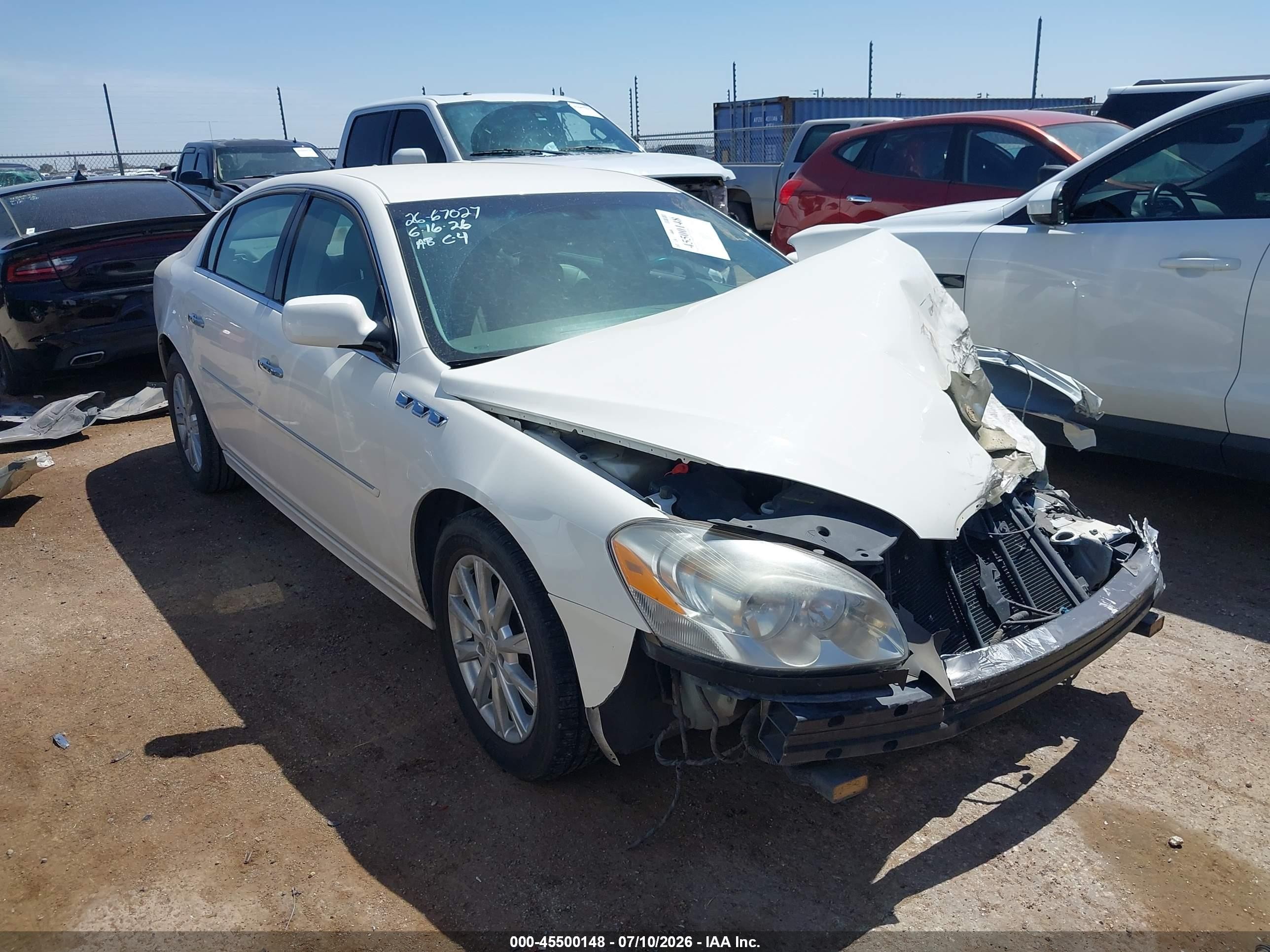 2011 Buick Lucerne CXL, VIN 1G4HC5EM5BU110164 — Front end
