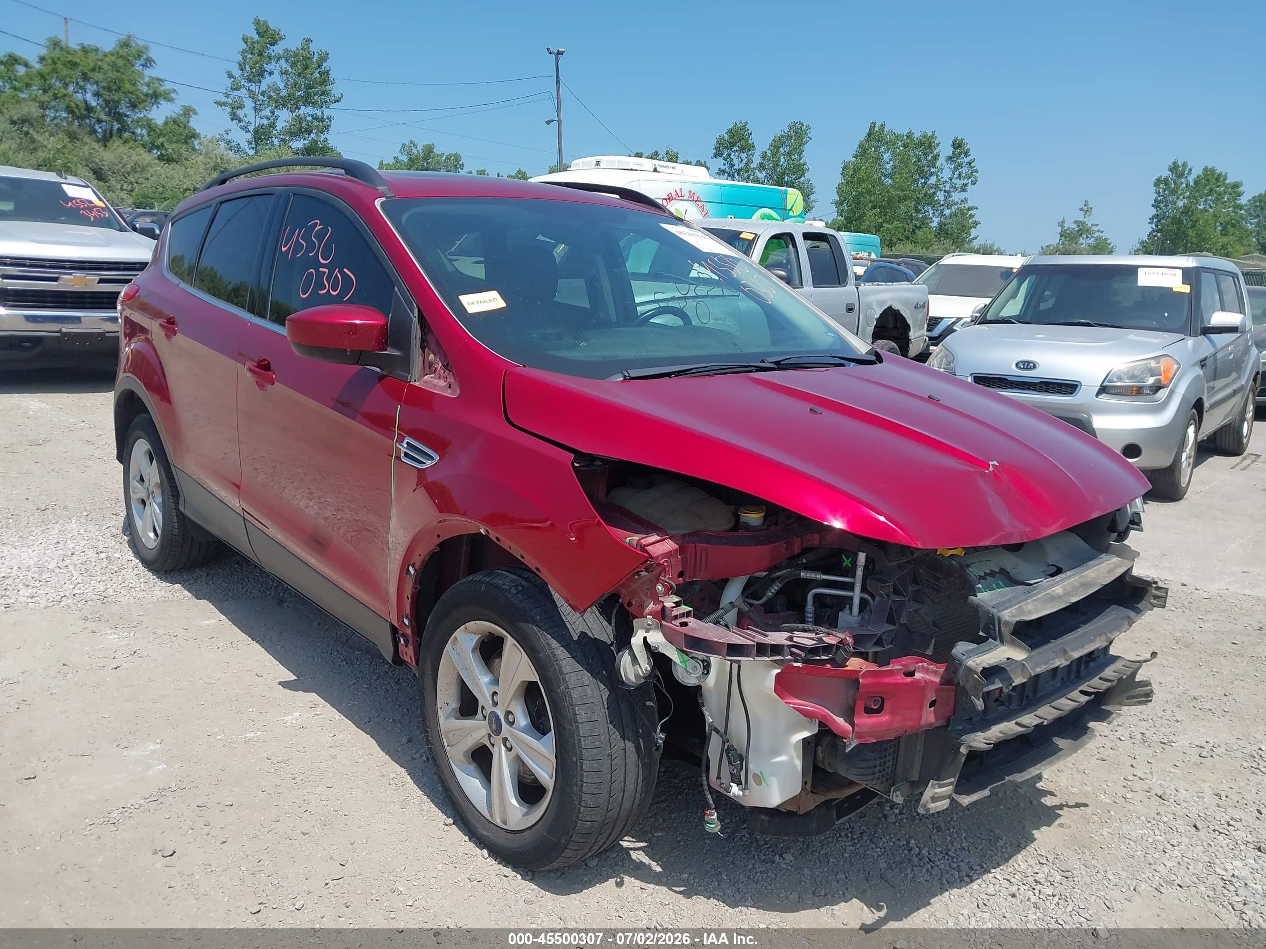 2015 Ford Escape SE, VIN 1FMCU9G98FUB02122 — Front end