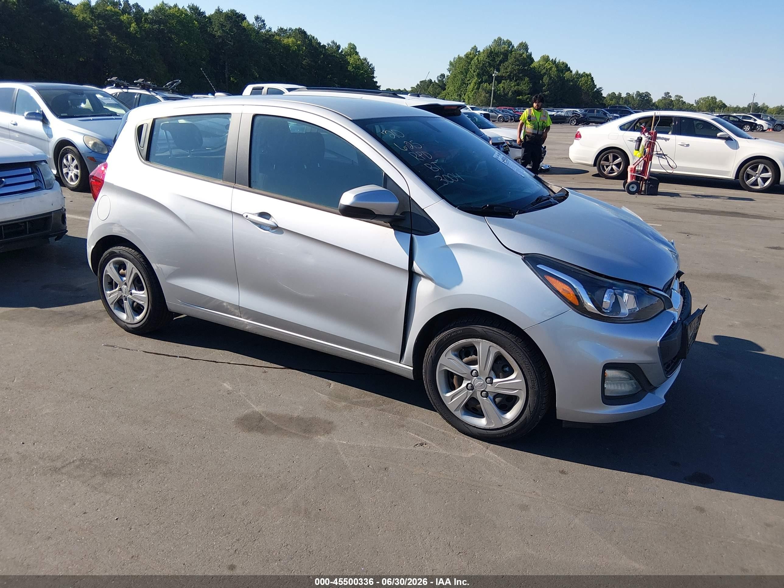 2020 Chevrolet Spark LS, VIN KL8CB6SA1LC423004 — Перед