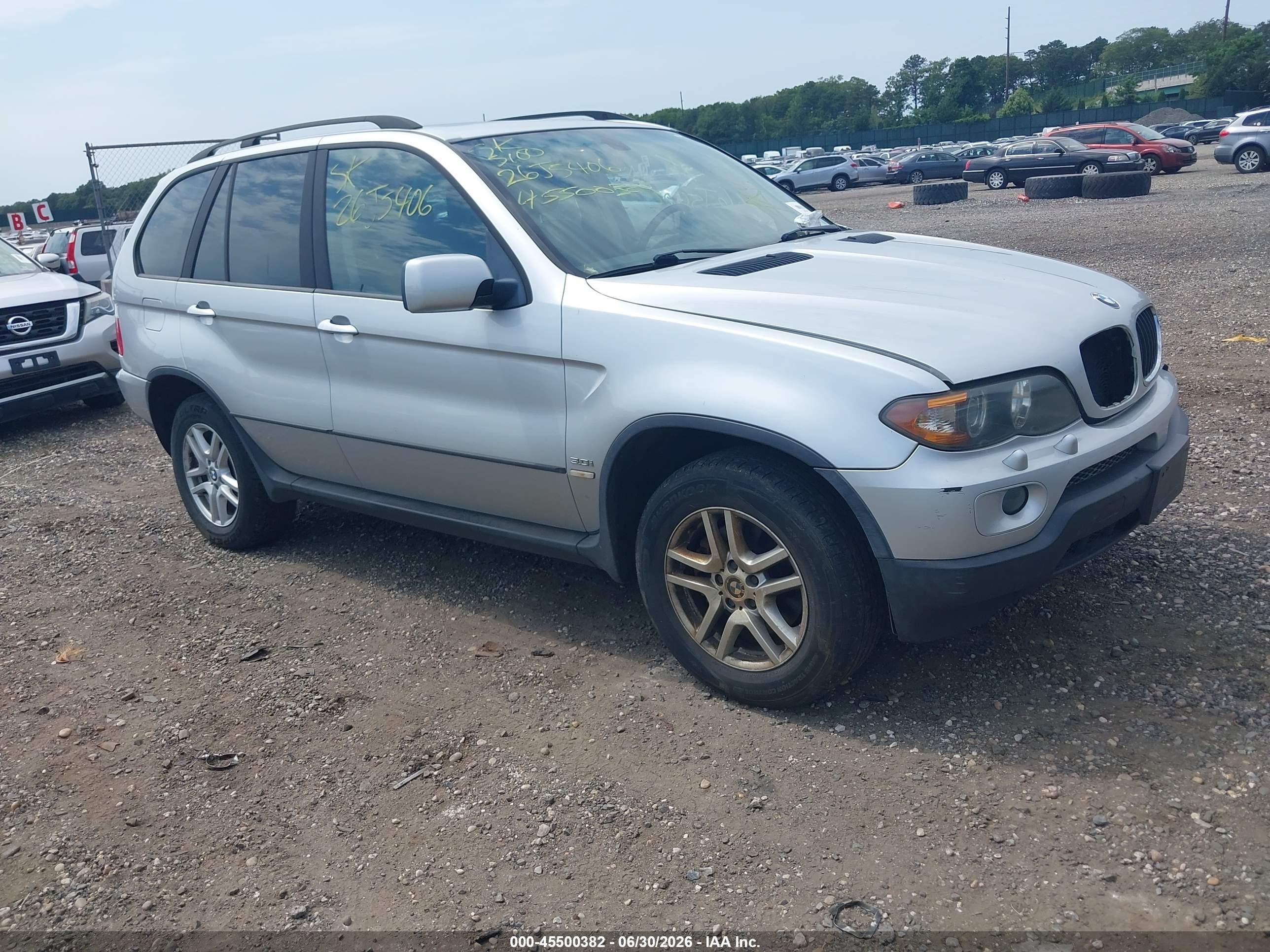 2004 BMW X5 3.0i, VIN 5UXFA135X4LU20789 — Перед