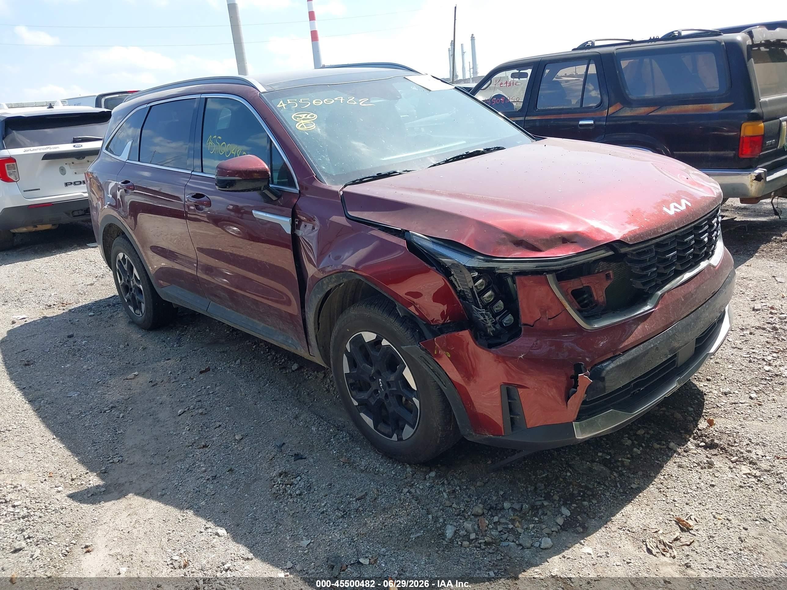 2024 Kia Sorento S, VIN 5XYRLDJC5RG293688 — Перед
