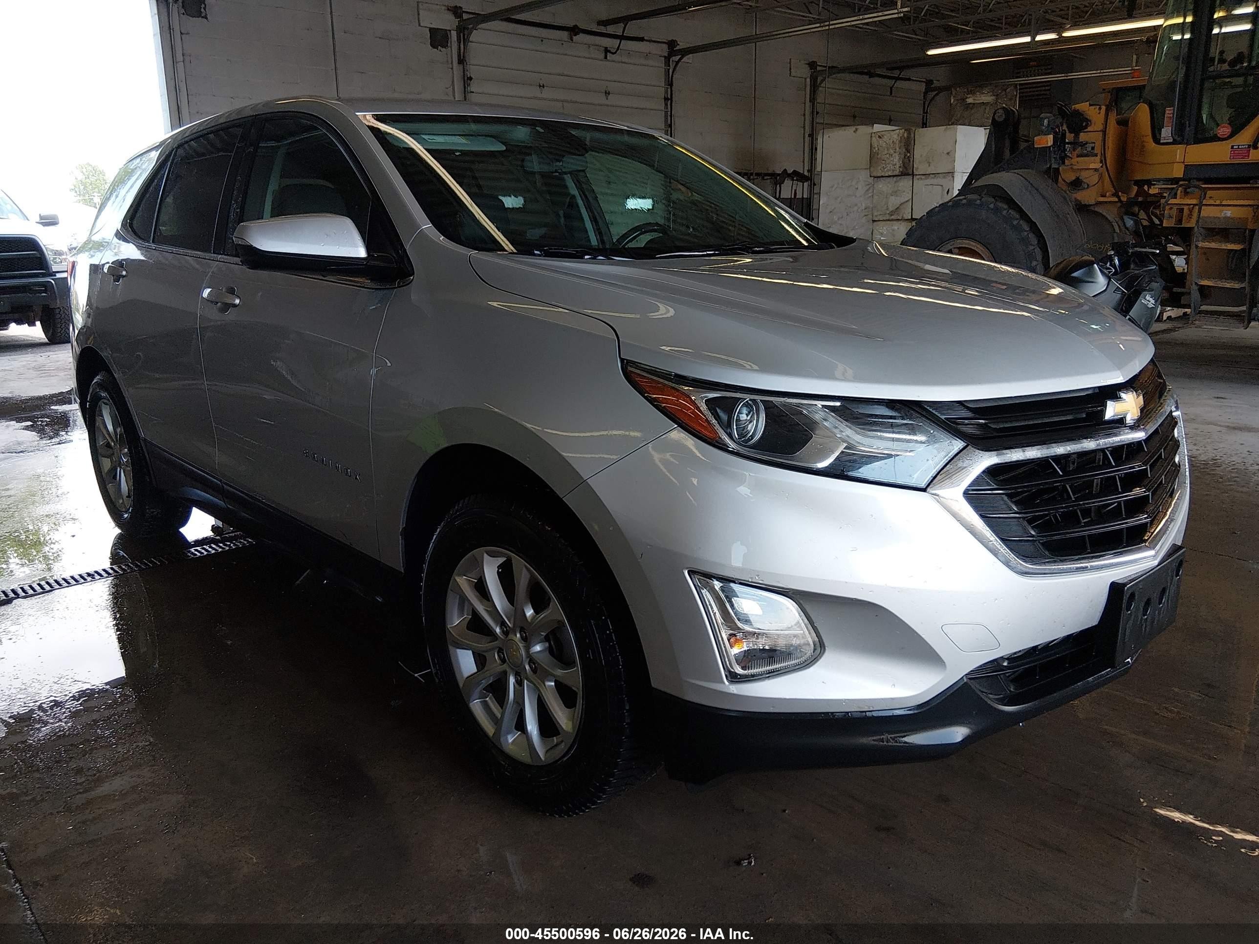2019 Chevrolet Equinox LT, VIN 2GNAXUEV8K6276410 — Normal wear