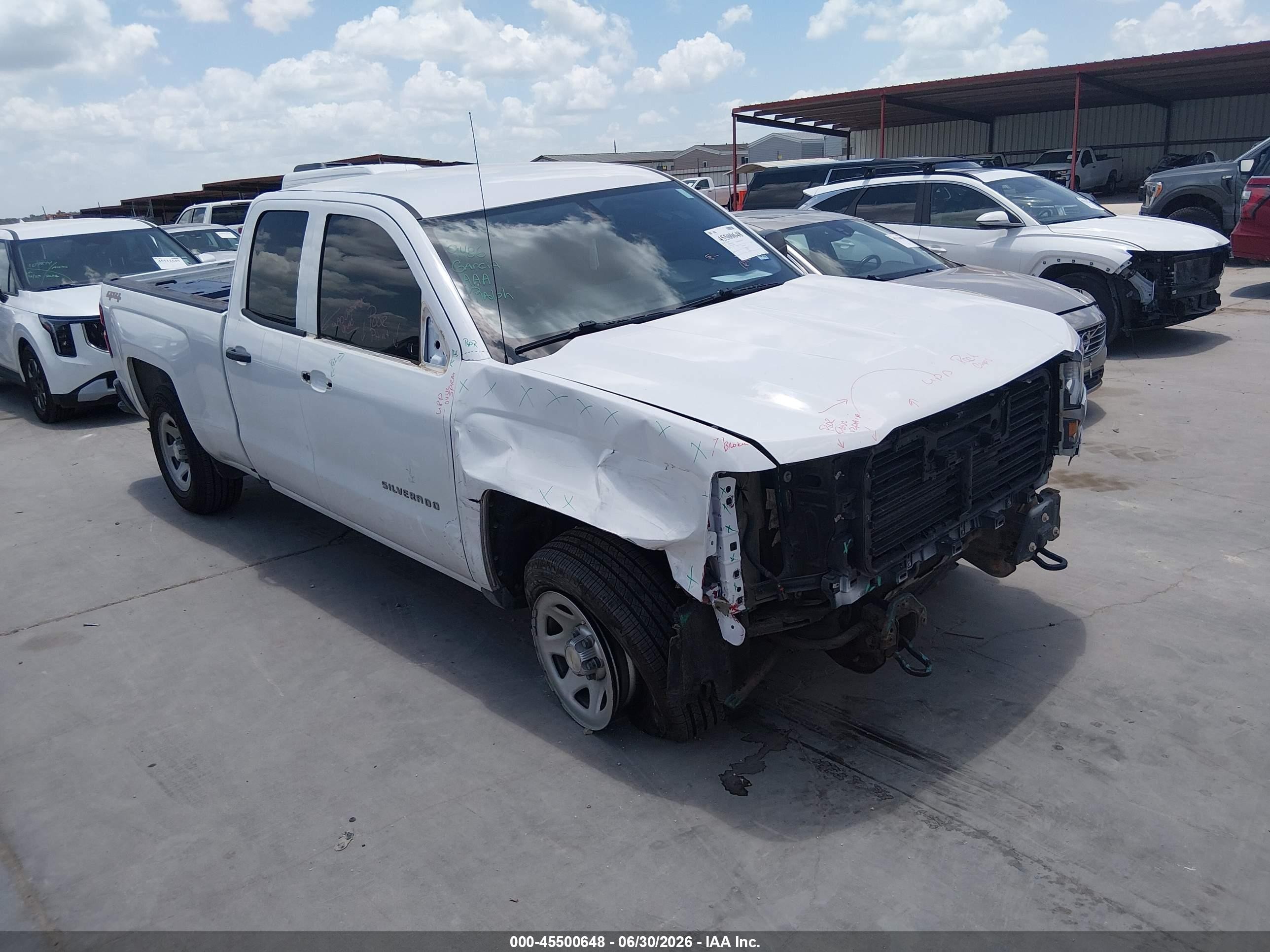 2018 Chevrolet Silverado 1500 Work Truck, VIN 1GCVKNEC0JZ284050 — Front end