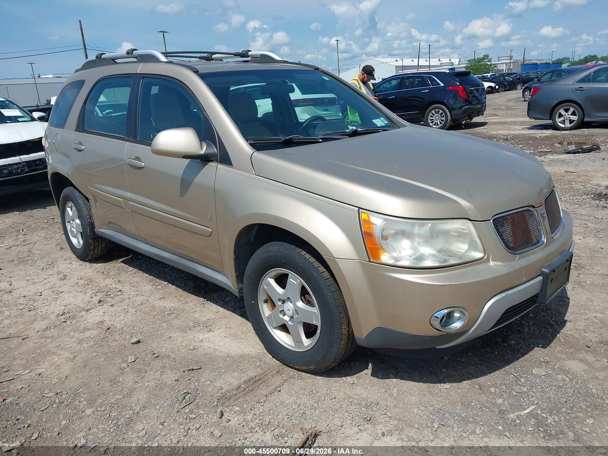 2007 Pontiac Torrent, VIN 2CKDL73F576020854 — Rear end