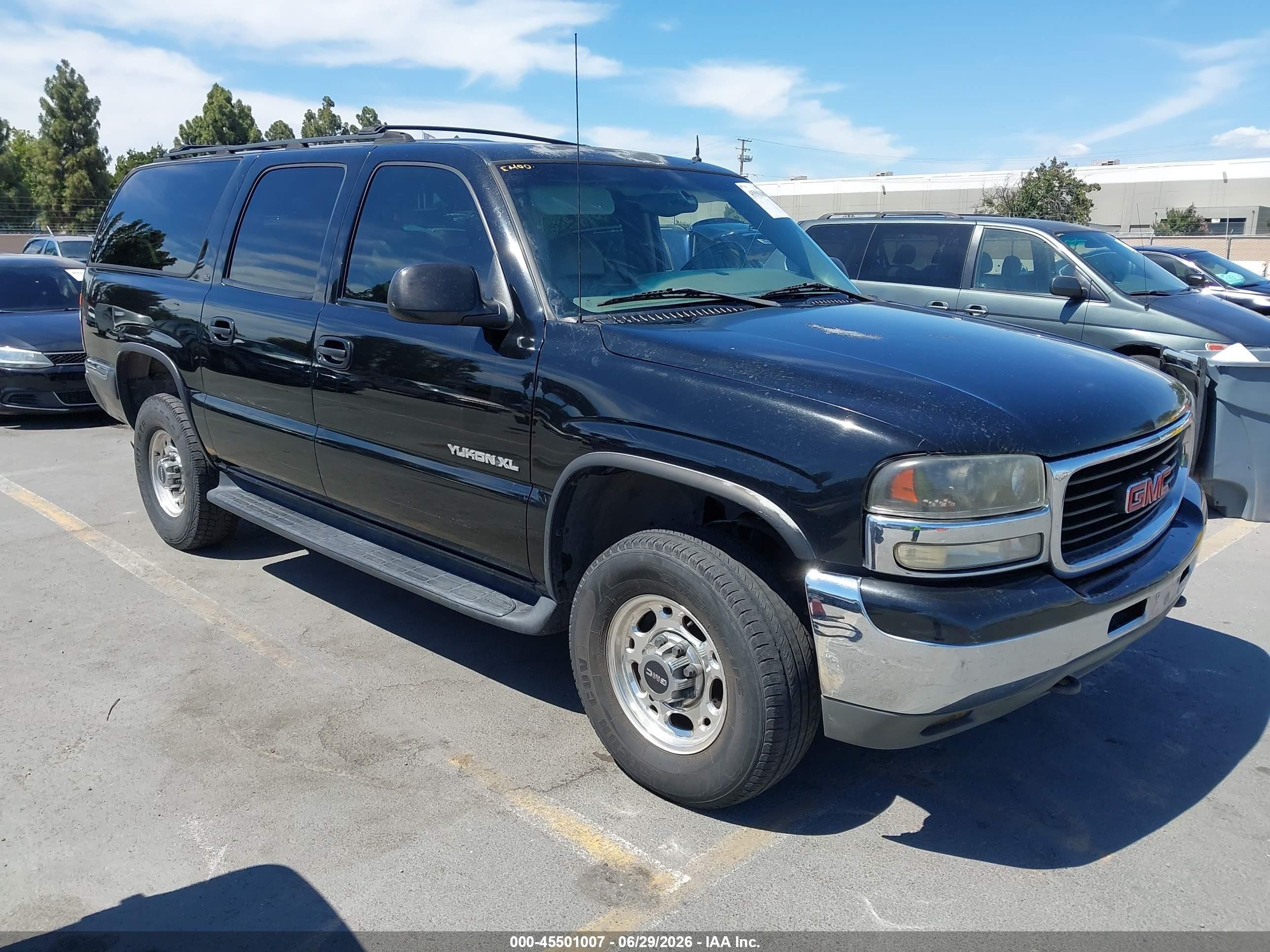 2002 GMC Yukon XL SLT, VIN 3GKGC26G92G224988 — Not stated