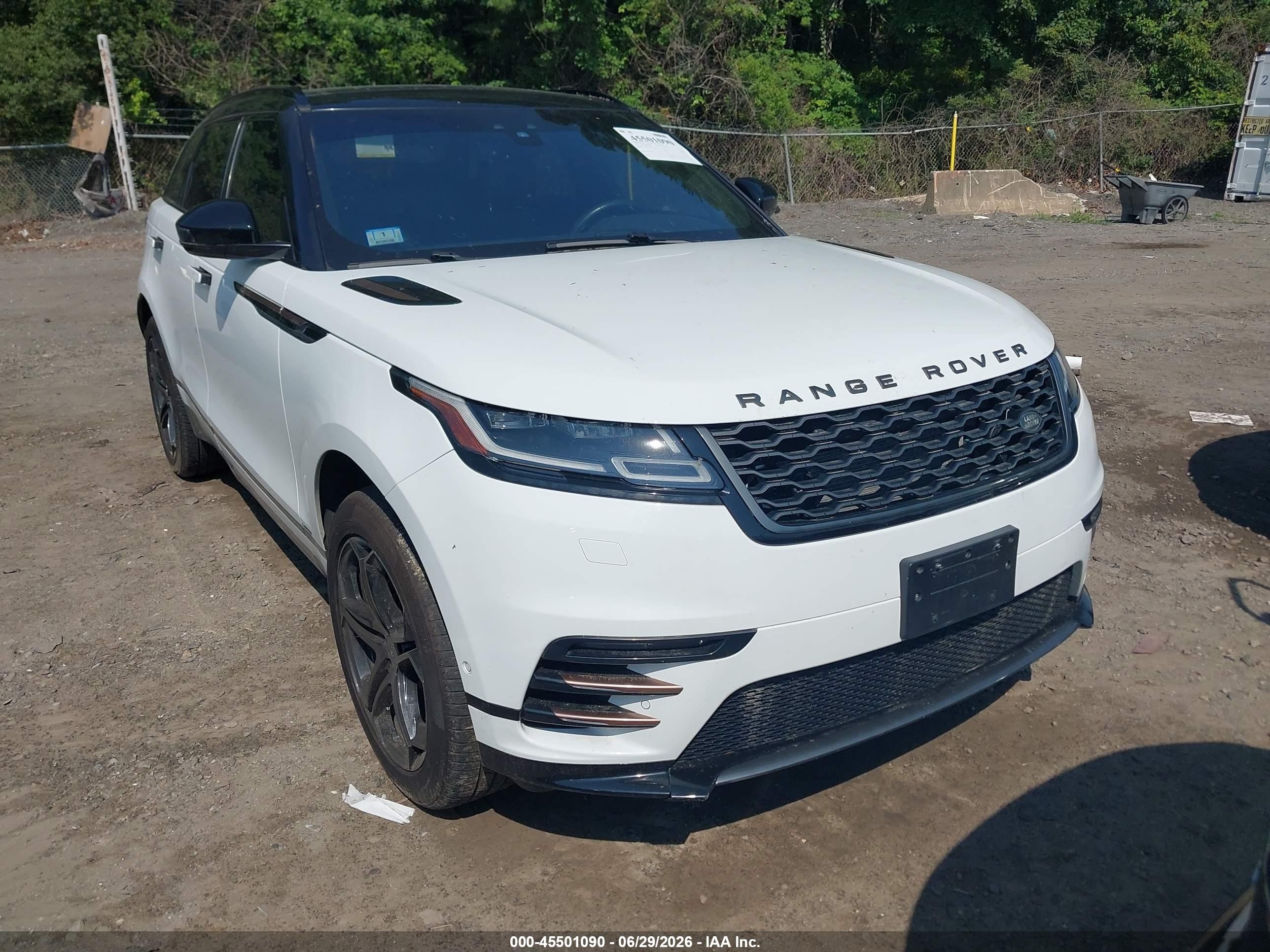 2018 Land Rover Range Rover Velar R-Dynamic SE, VIN SALYL2RN8JA725788 — Normal wear