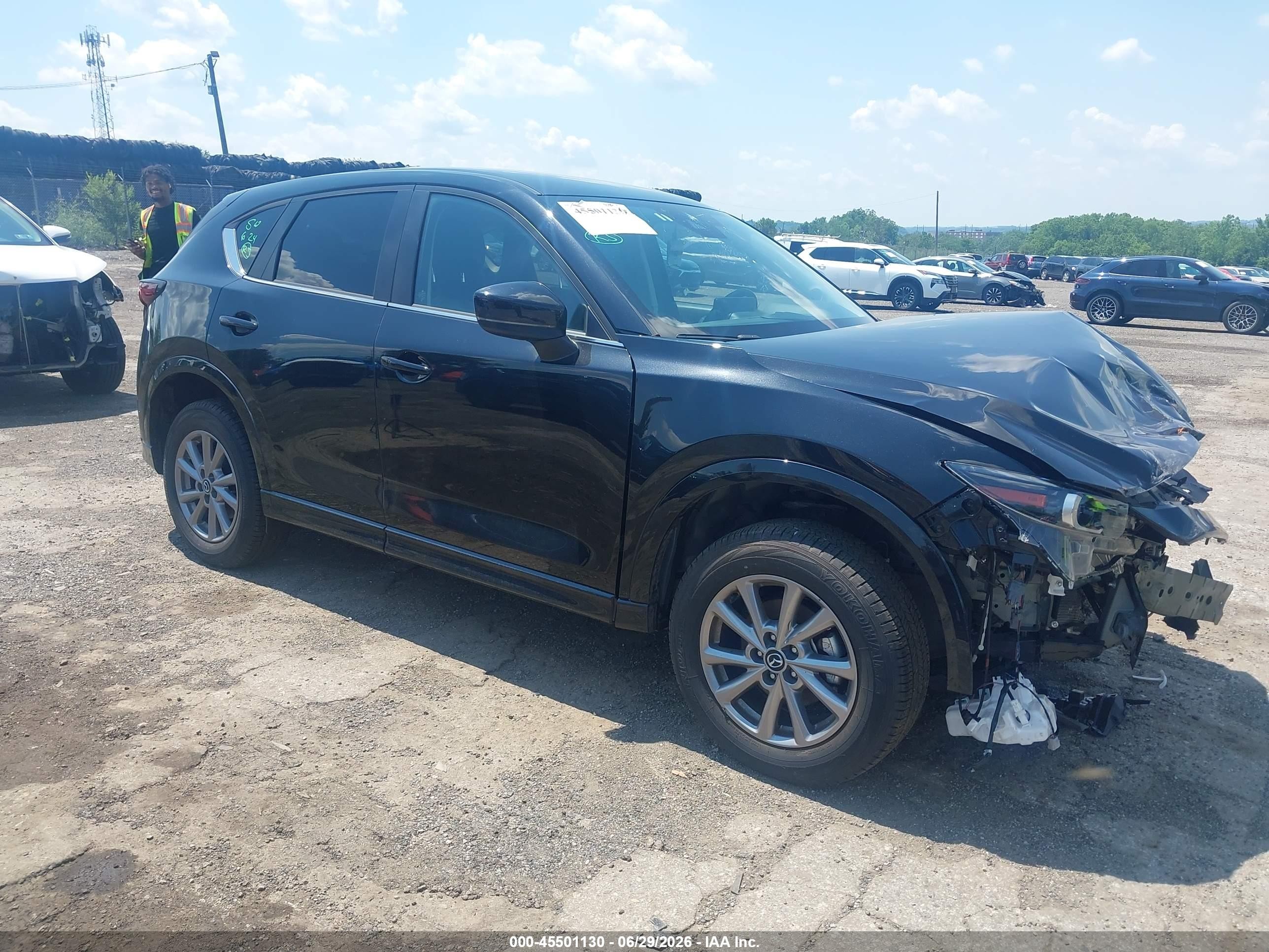 2025 Mazda CX-5 S Select, VIN JM3KFBBL7S0674702 — Front end