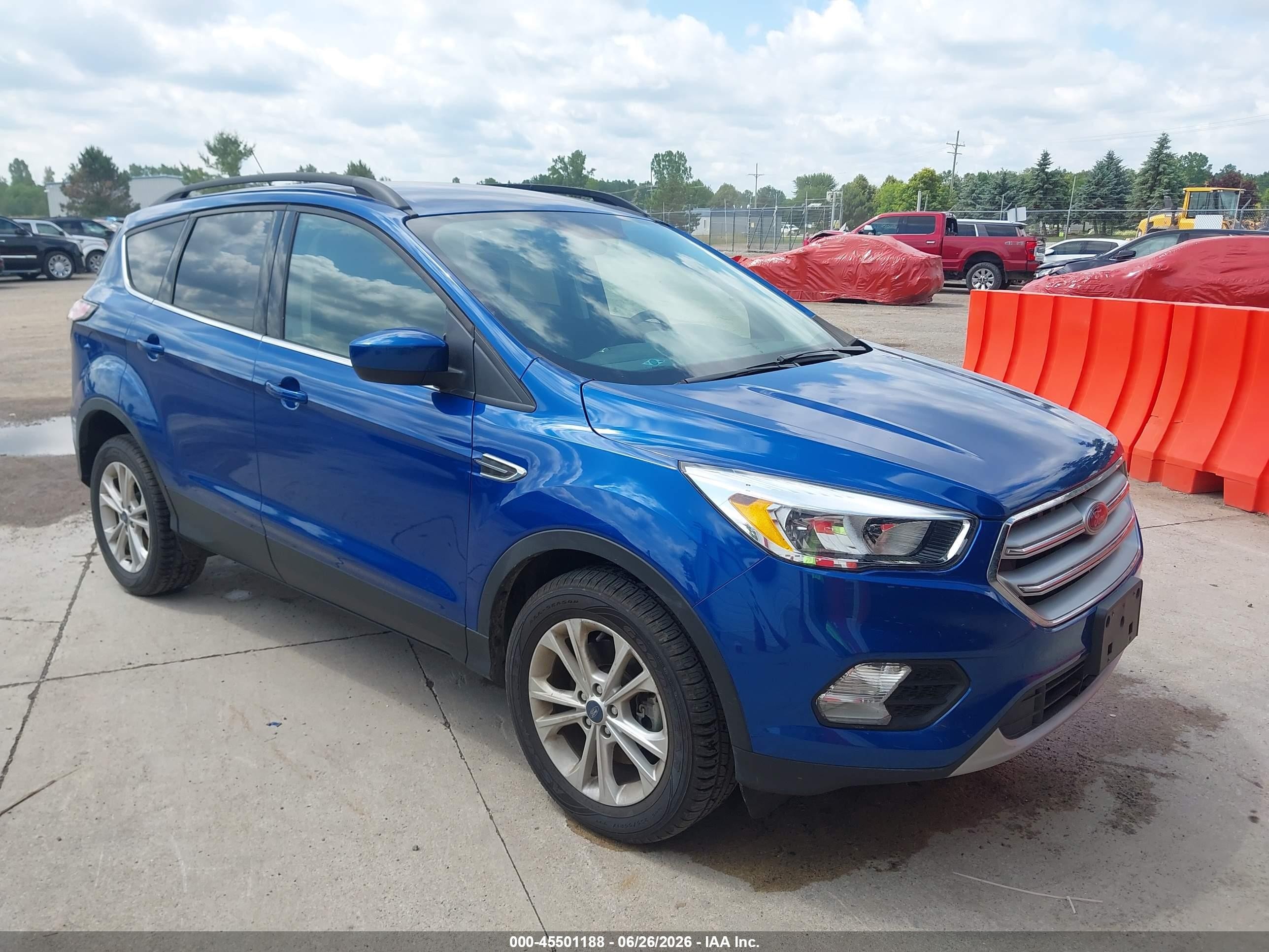 2018 Ford Escape SE, VIN 1FMCU9GD7JUD31078 — Normal wear