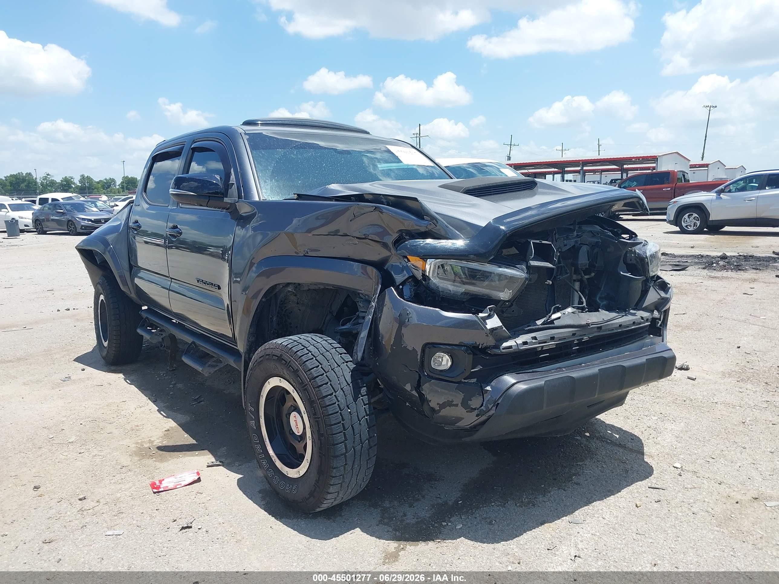 2022 Toyota Tacoma Limited, VIN 3TMGZ5AN7NM477847 — All over