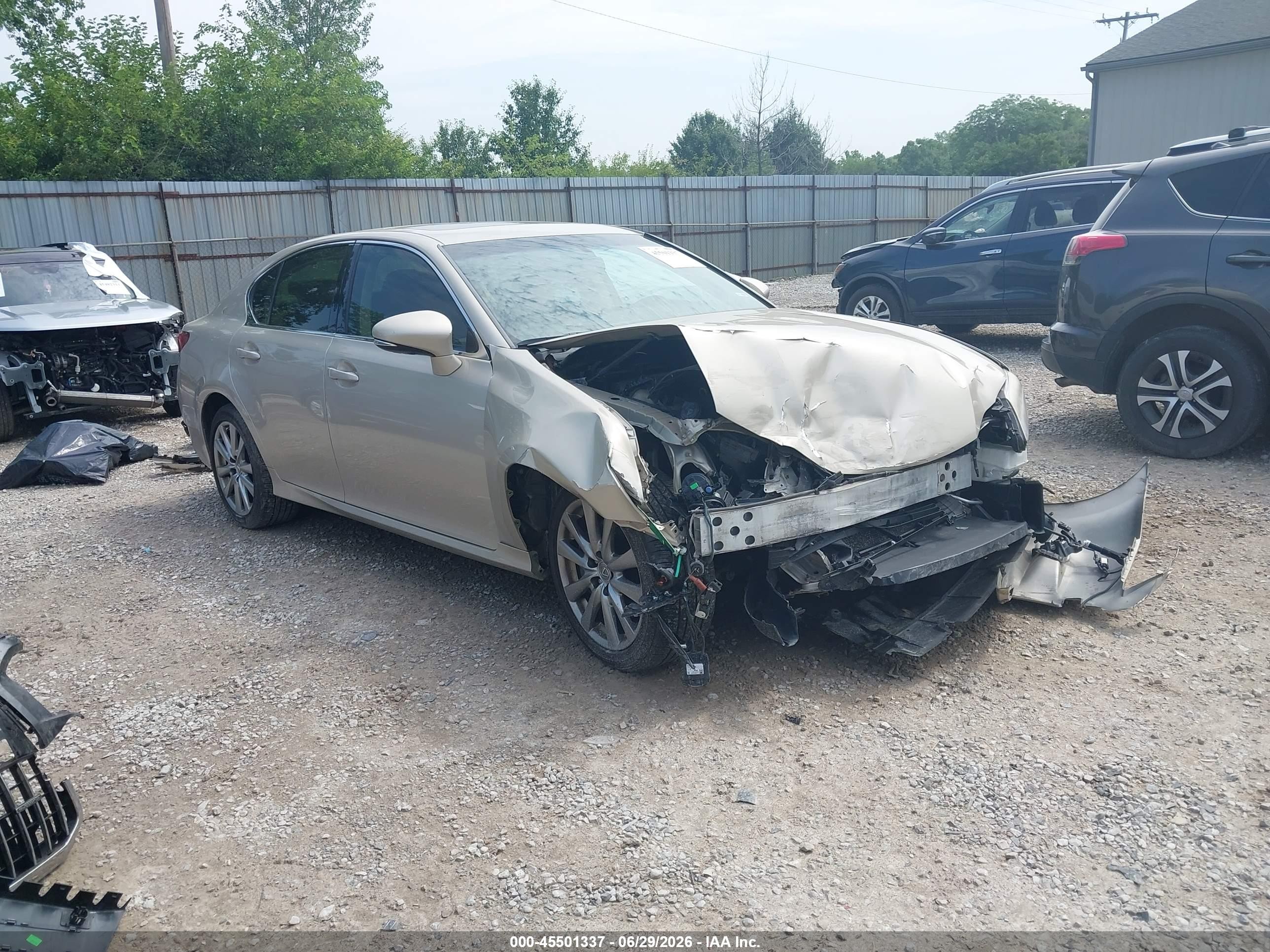 2013 Lexus GS 350, VIN JTHCE1BL1D5001807 — Front end