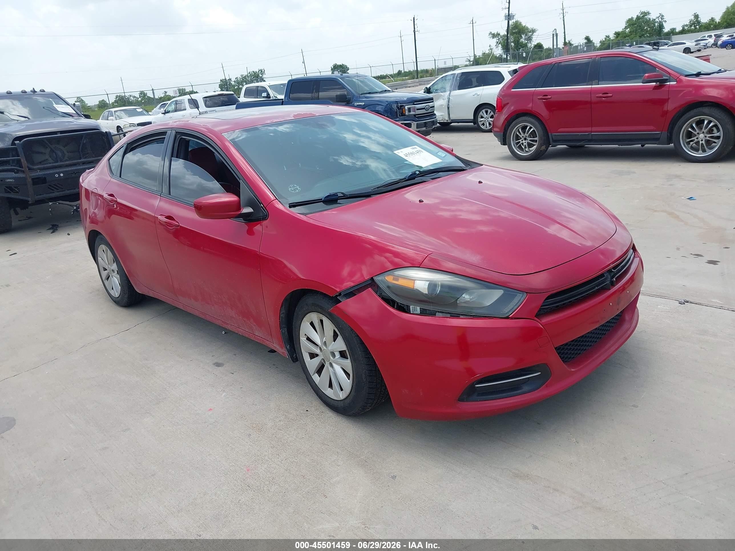 2014 Dodge Dart SXT, VIN 1C3CDFBBXED702415 — Side