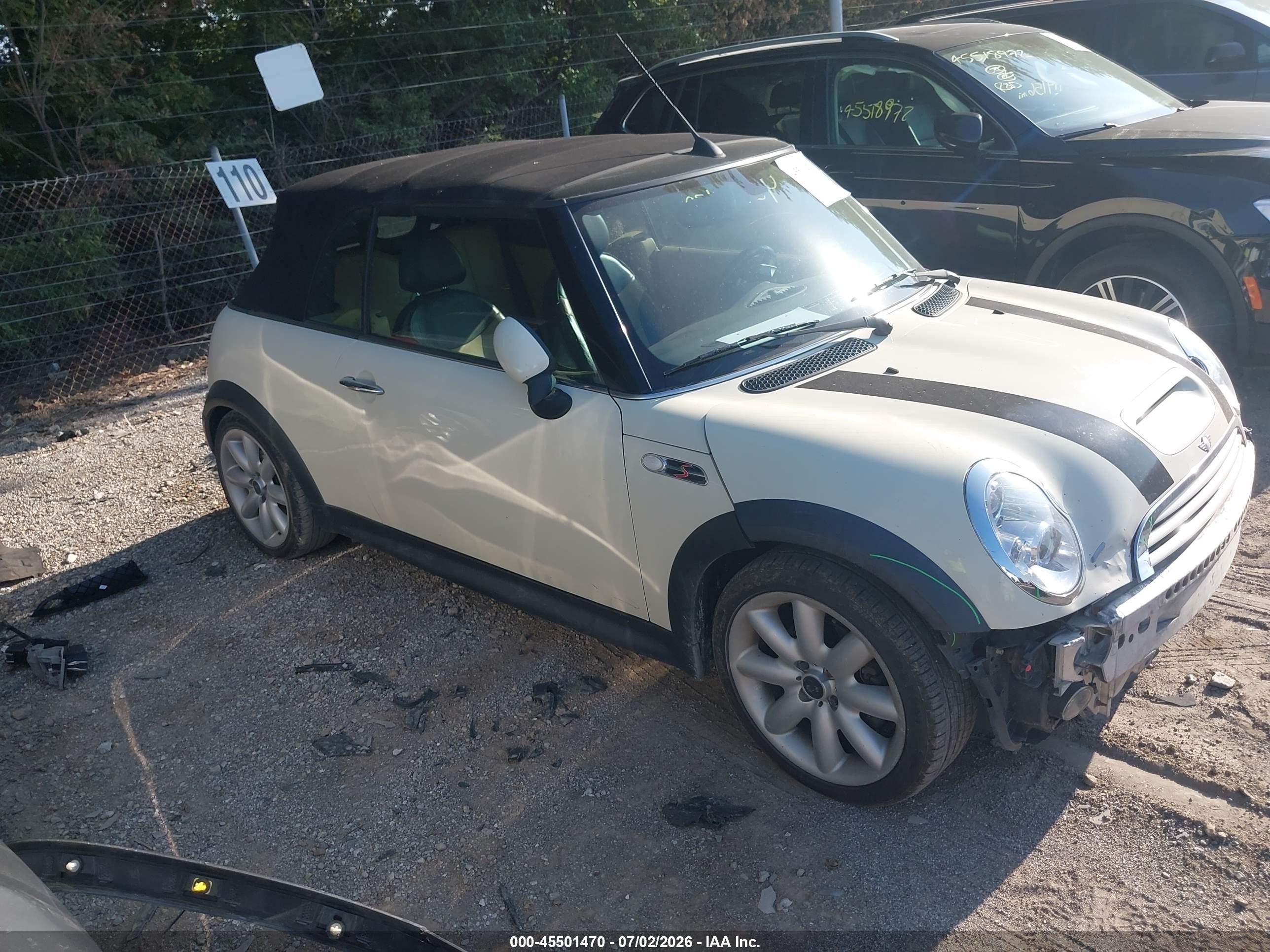 2006 MINI Convertible S, VIN WMWRH33546TK59832 — Перед