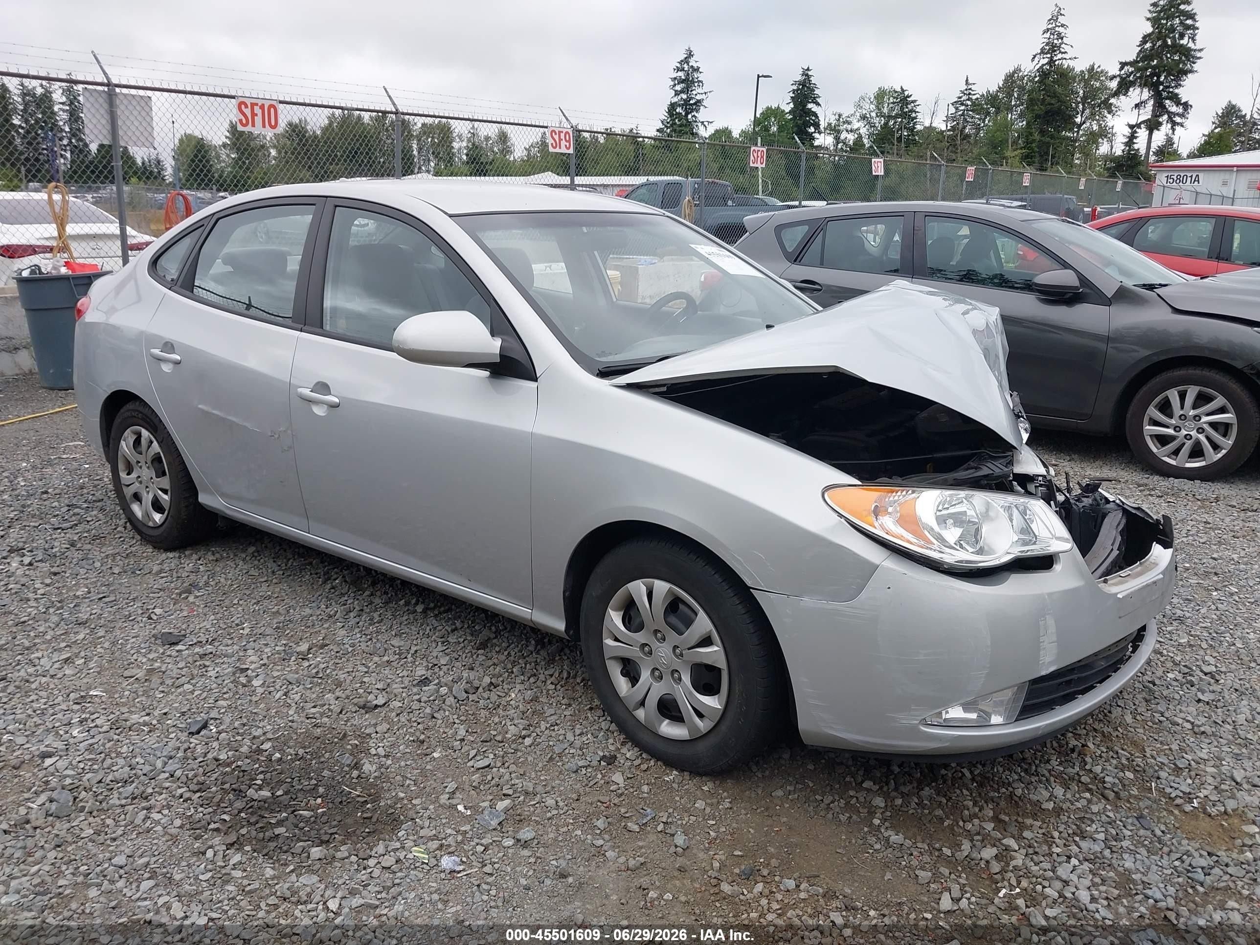2010 Hyundai Elantra GLS, VIN KMHDU4AD3AU901805 — Front end