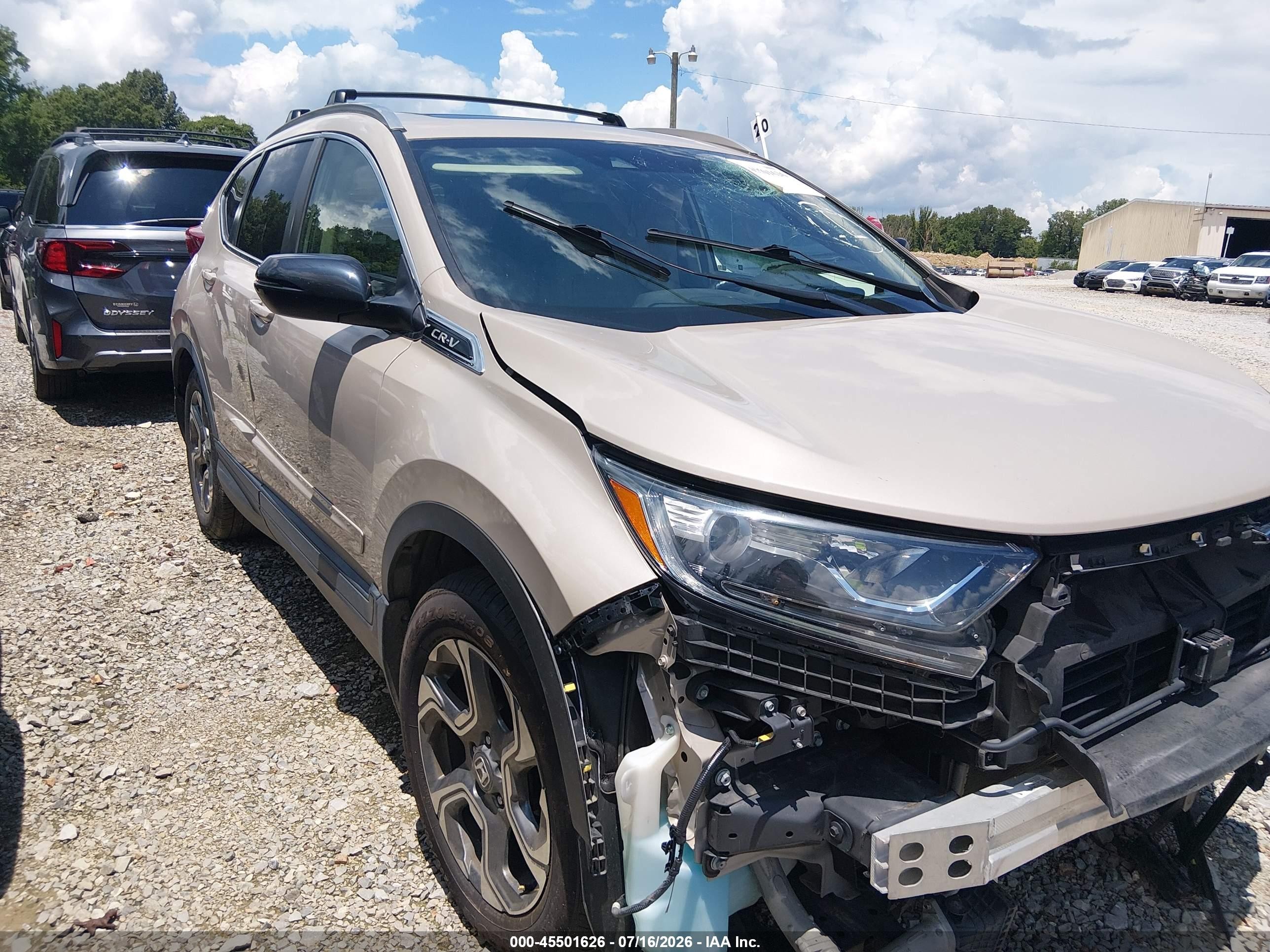 2018 Honda CR-V EX-L, VIN 5J6RW1H88JL005043 — Front end