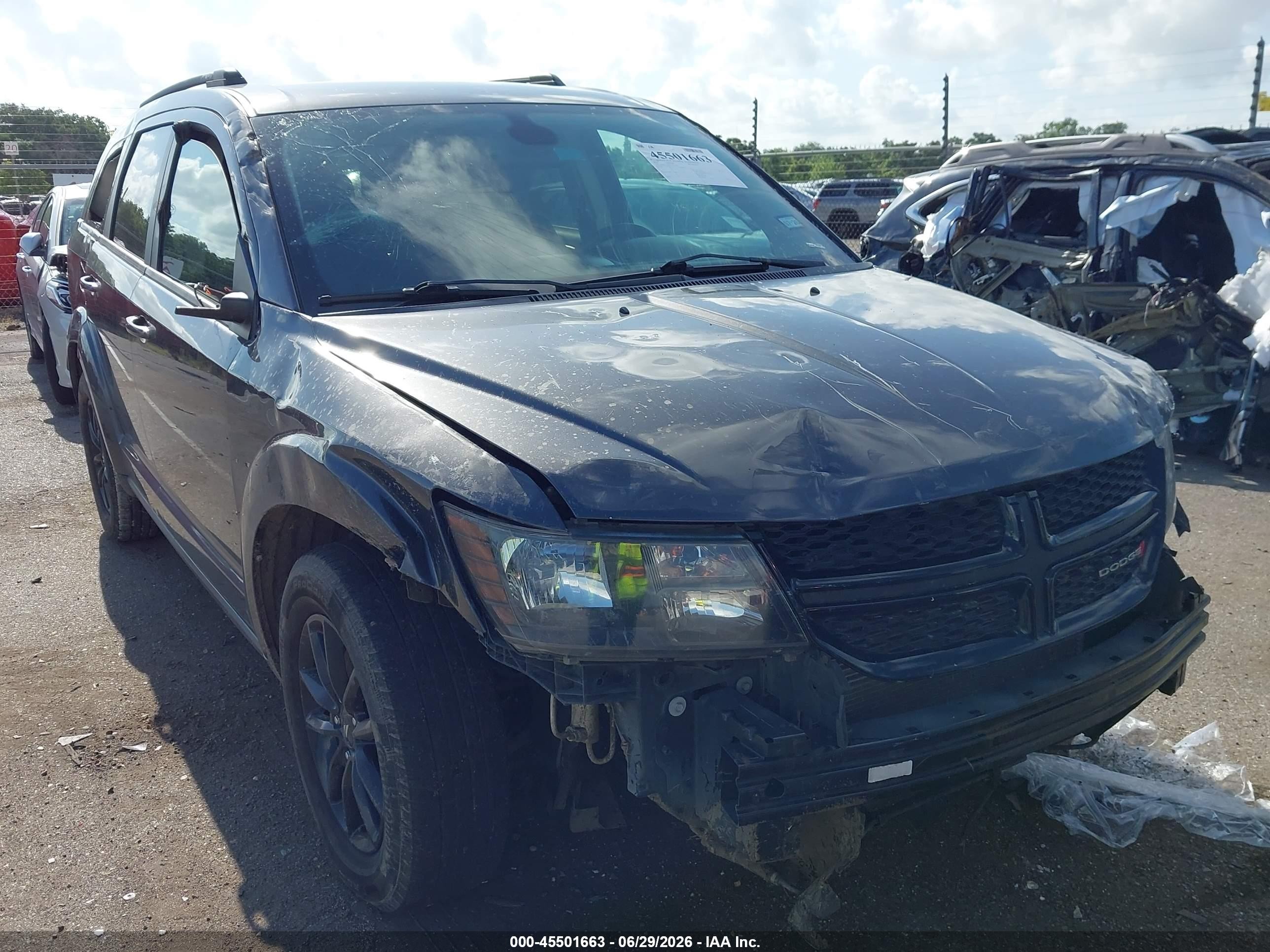 2020 Dodge Journey SE Value, VIN 3C4PDCAB7LT272105 — Front end