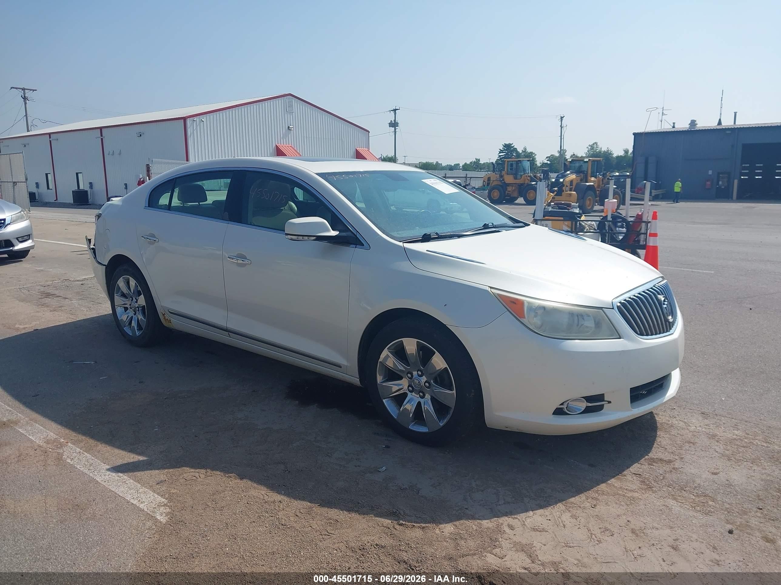 2013 Buick LaCrosse Leather, VIN 1G4GC5E39DF172628 — Зад