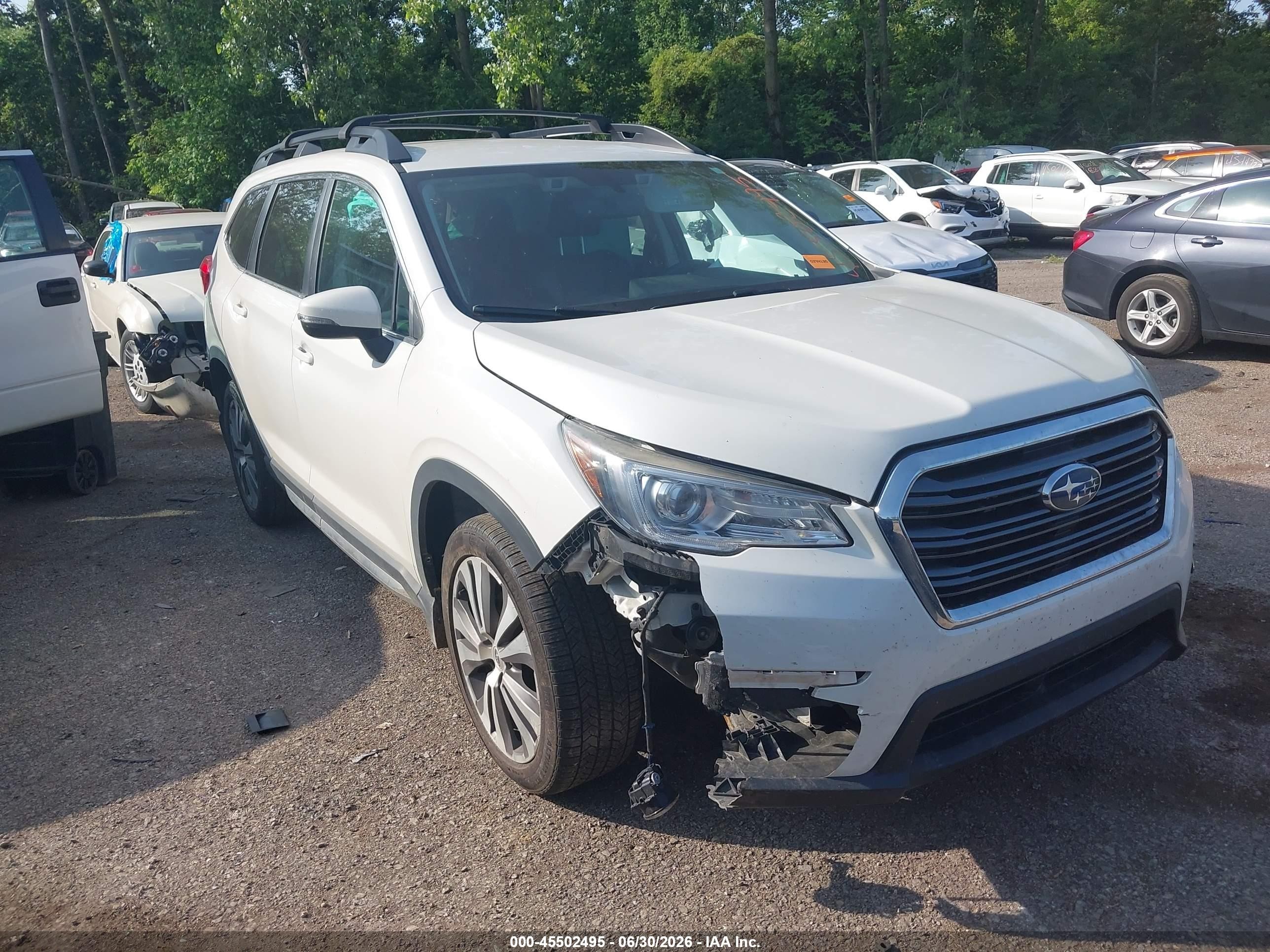 2020 Subaru Ascent Limited, VIN 4S4WMAJD2L3459163 — Front end