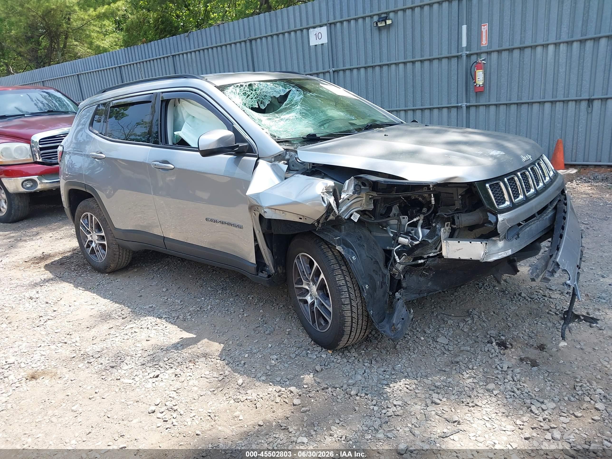 2020 Jeep Compass Latitude, VIN 3C4NJDBB5LT129819 — All over