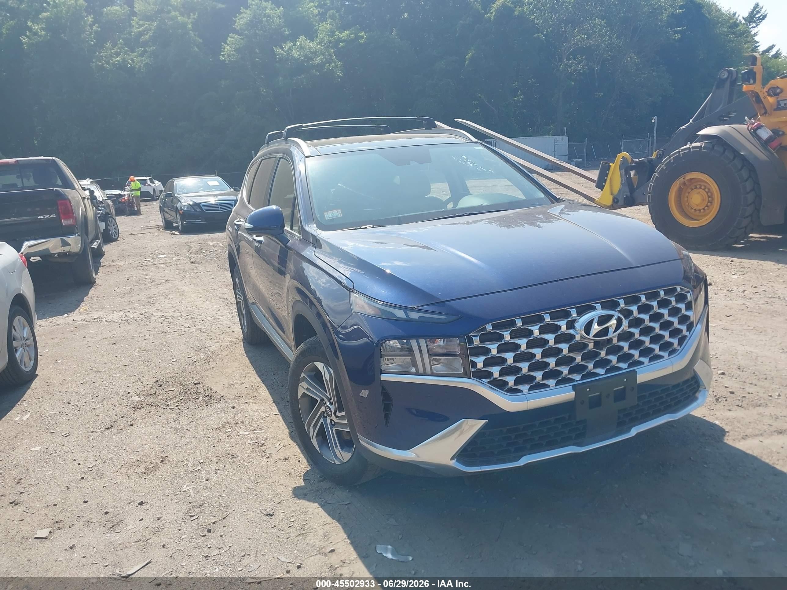 2023 Hyundai Santa Fe SEL, VIN 5NMS3DAJ1PH586636 — Side