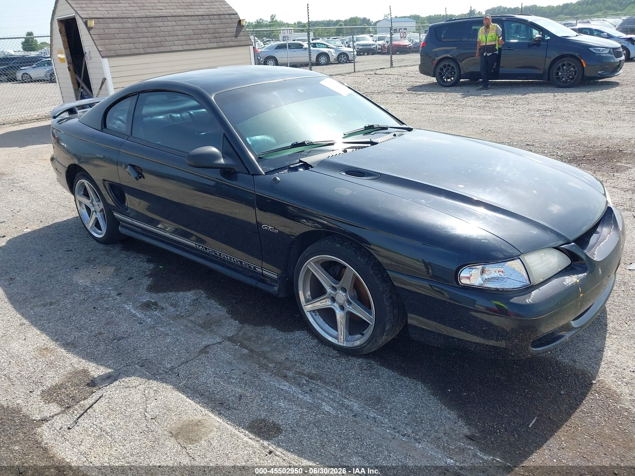 1998 Ford Mustang GT, VIN 1FAFP42X4WF221037 — Обычный износ