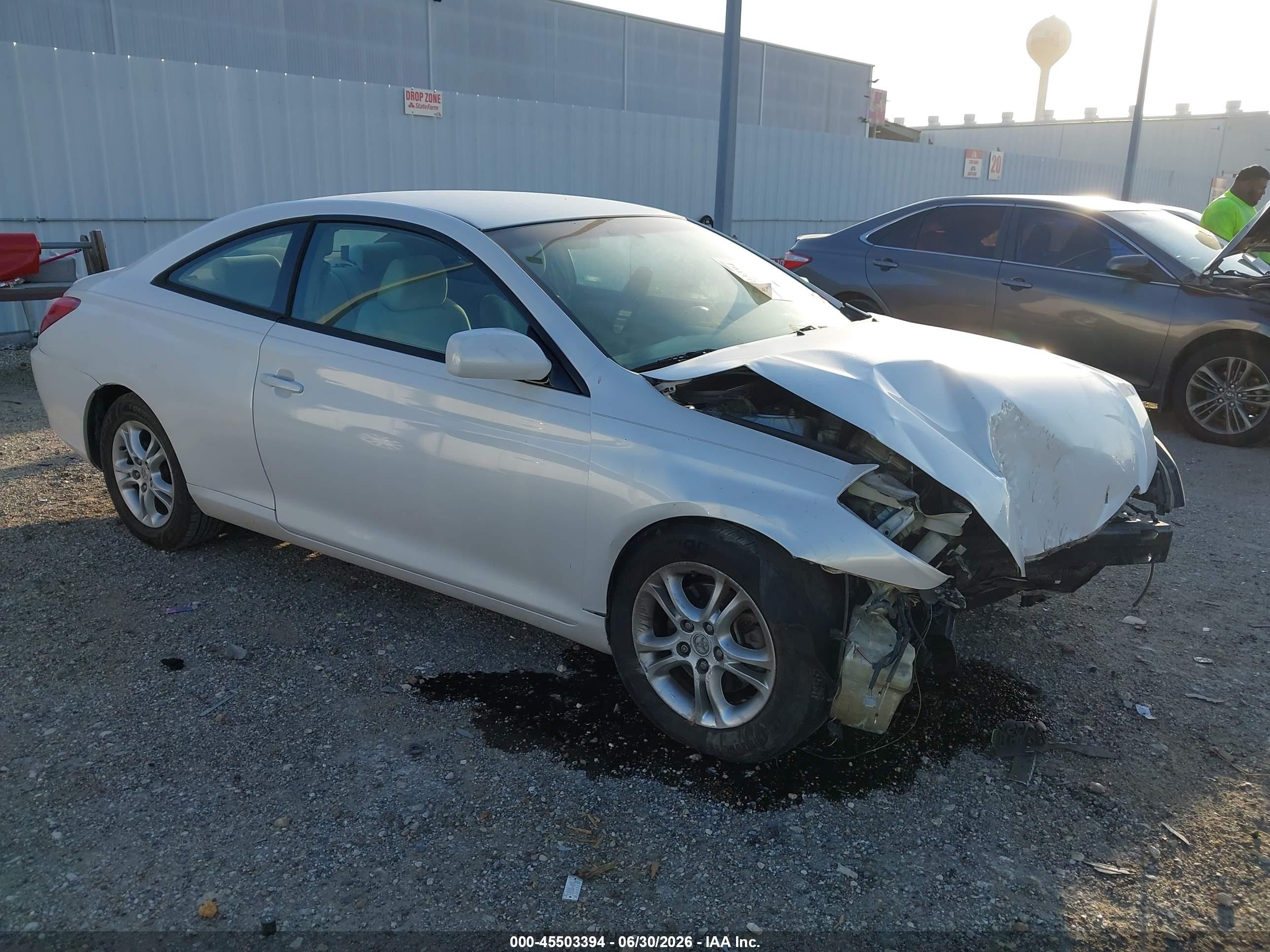 2006 Toyota Solara SPT, VIN 4T1CE38P66U750260 — Перед