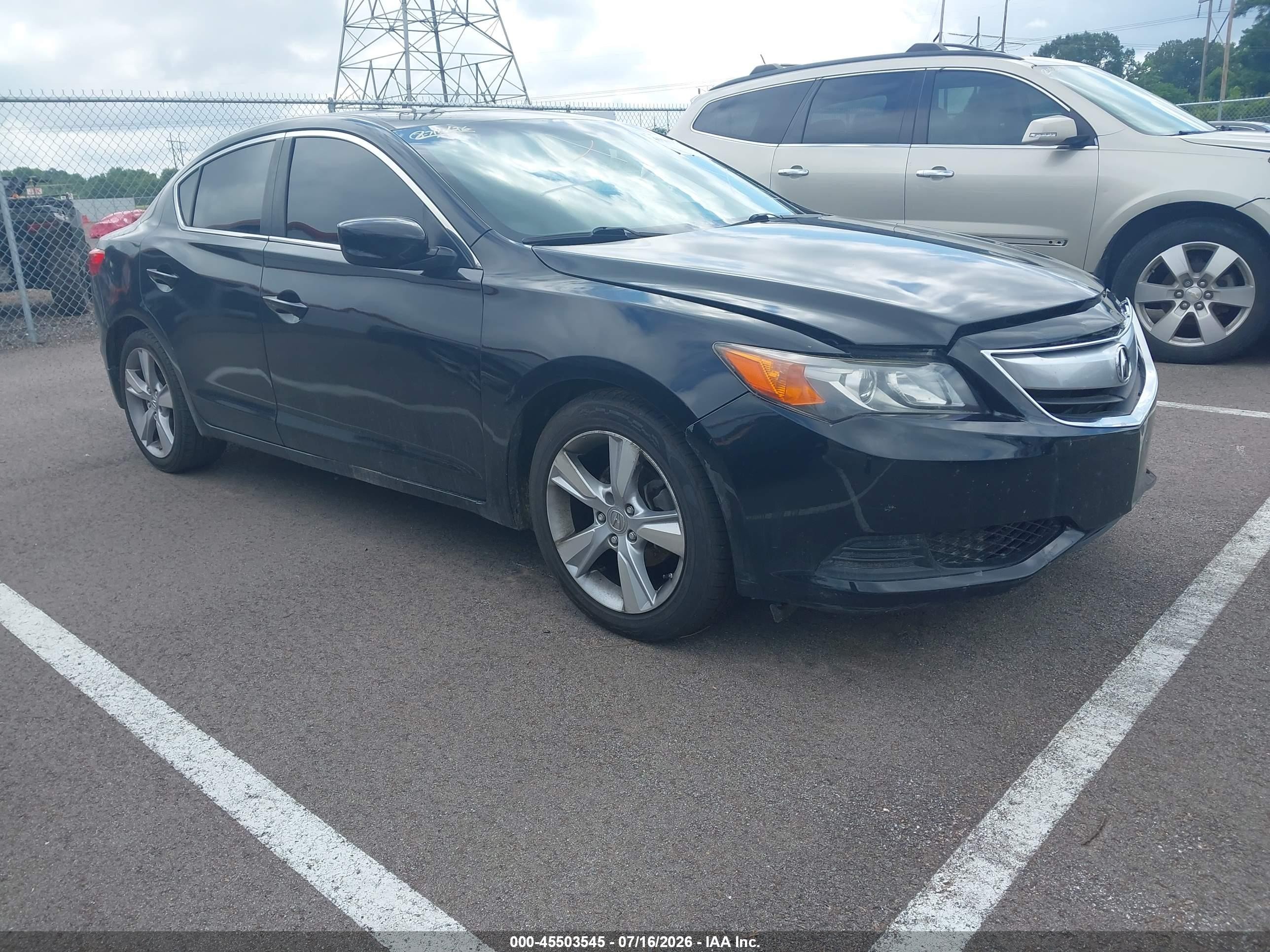 2014 Acura ILX, VIN 19VDE1F37EE015287 — Normal wear