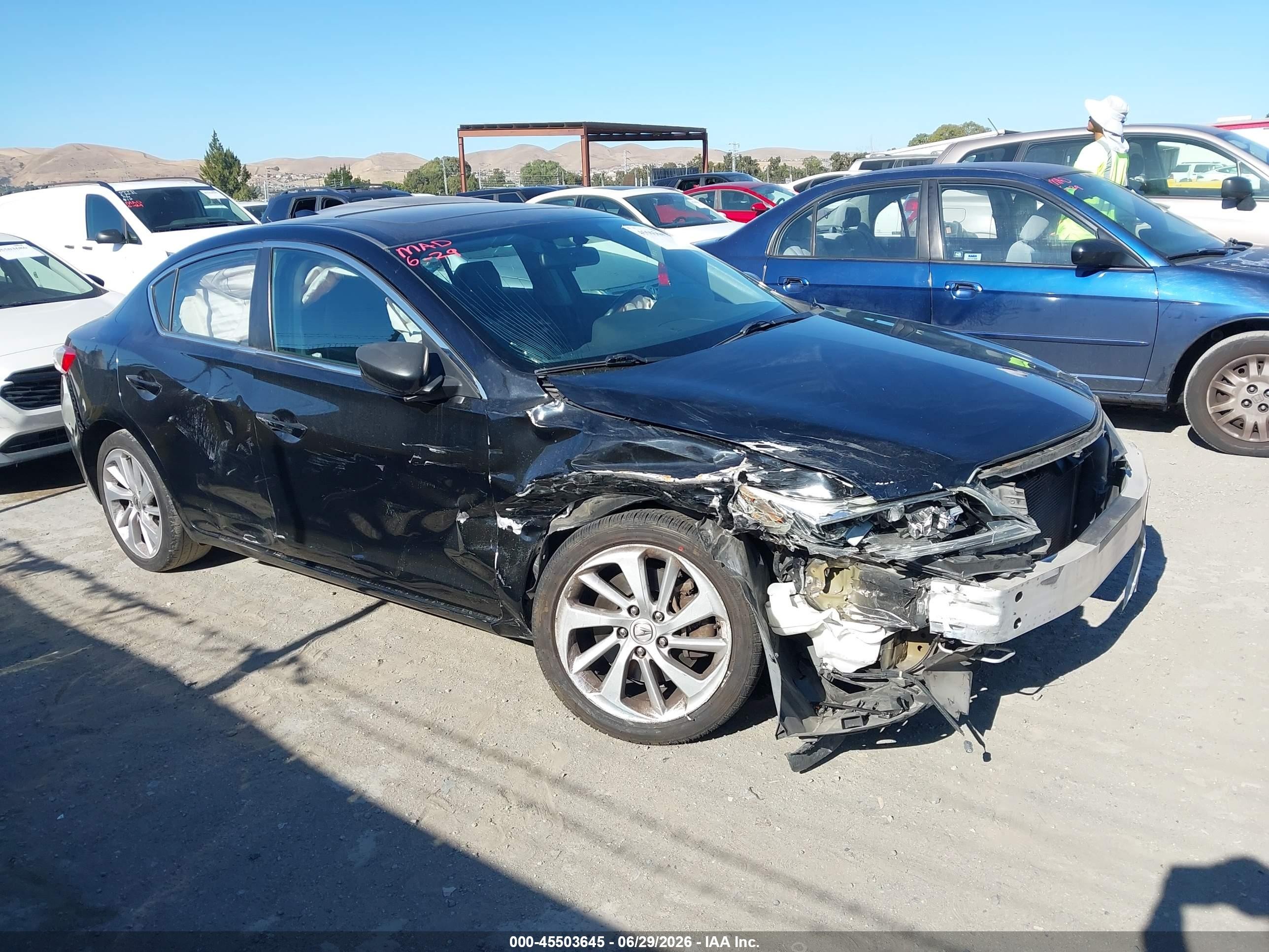 2017 Acura ILX, VIN 19UDE2F38HA004742 — Front end