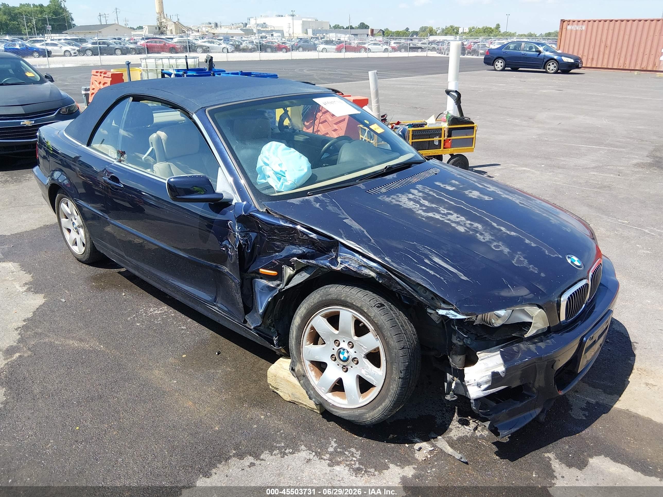 2000 BMW 3 Series 323Ci, VIN WBABR3349YEB40741 — Side