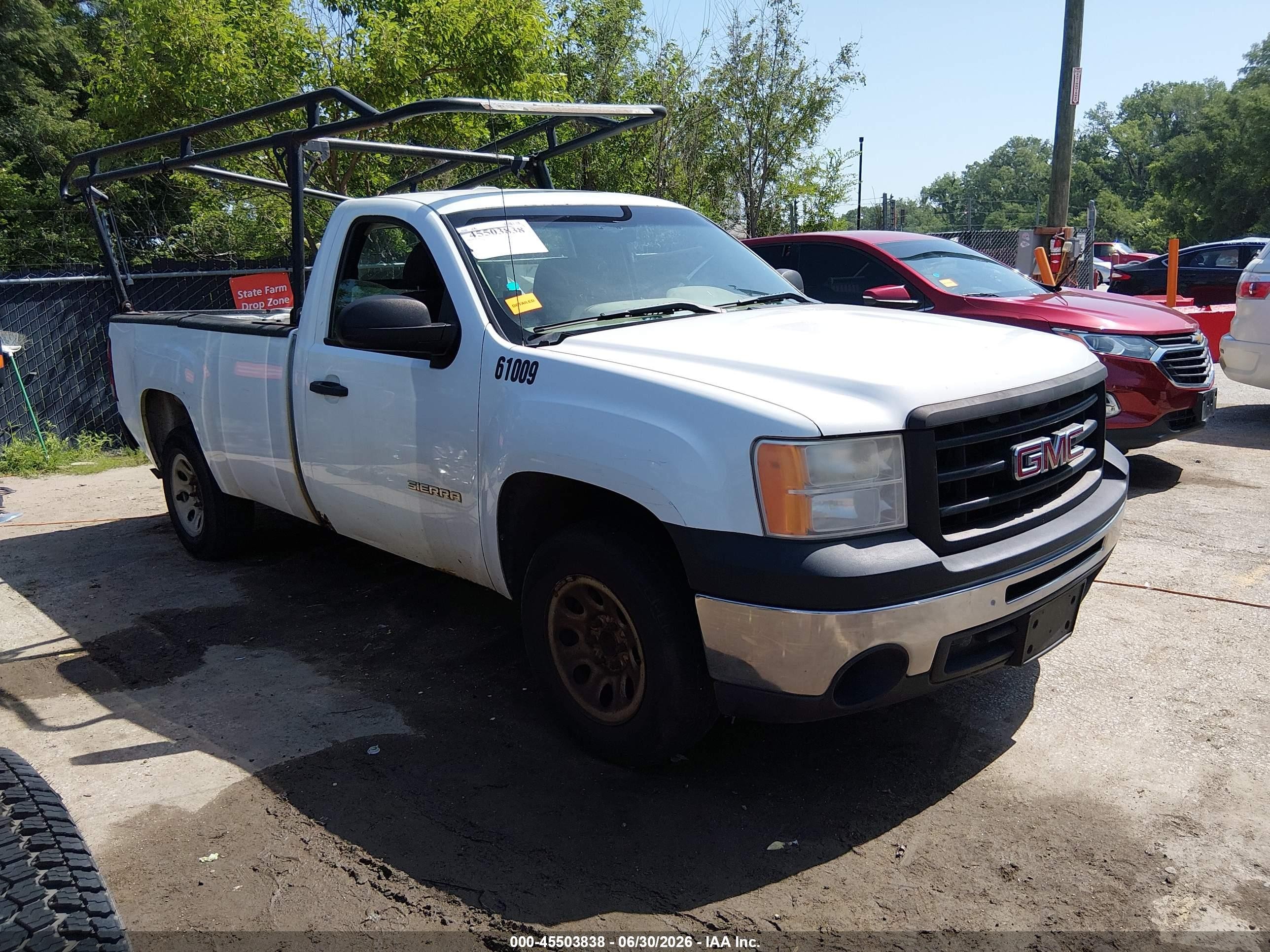 2013 GMC Sierra 1500 Work Truck, VIN 1GTN1TEXXDZ195908 — Side