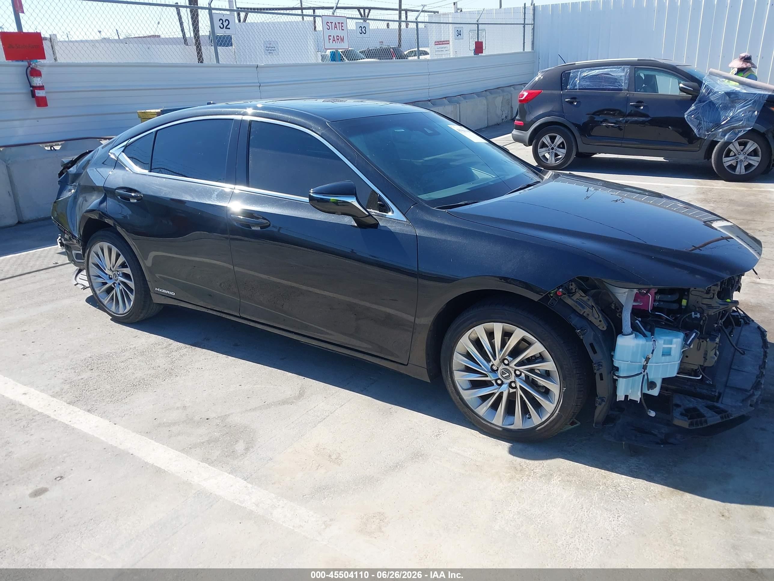 2022 Lexus ES 300h Luxury, VIN 58AEA1C16NU026197 — All over