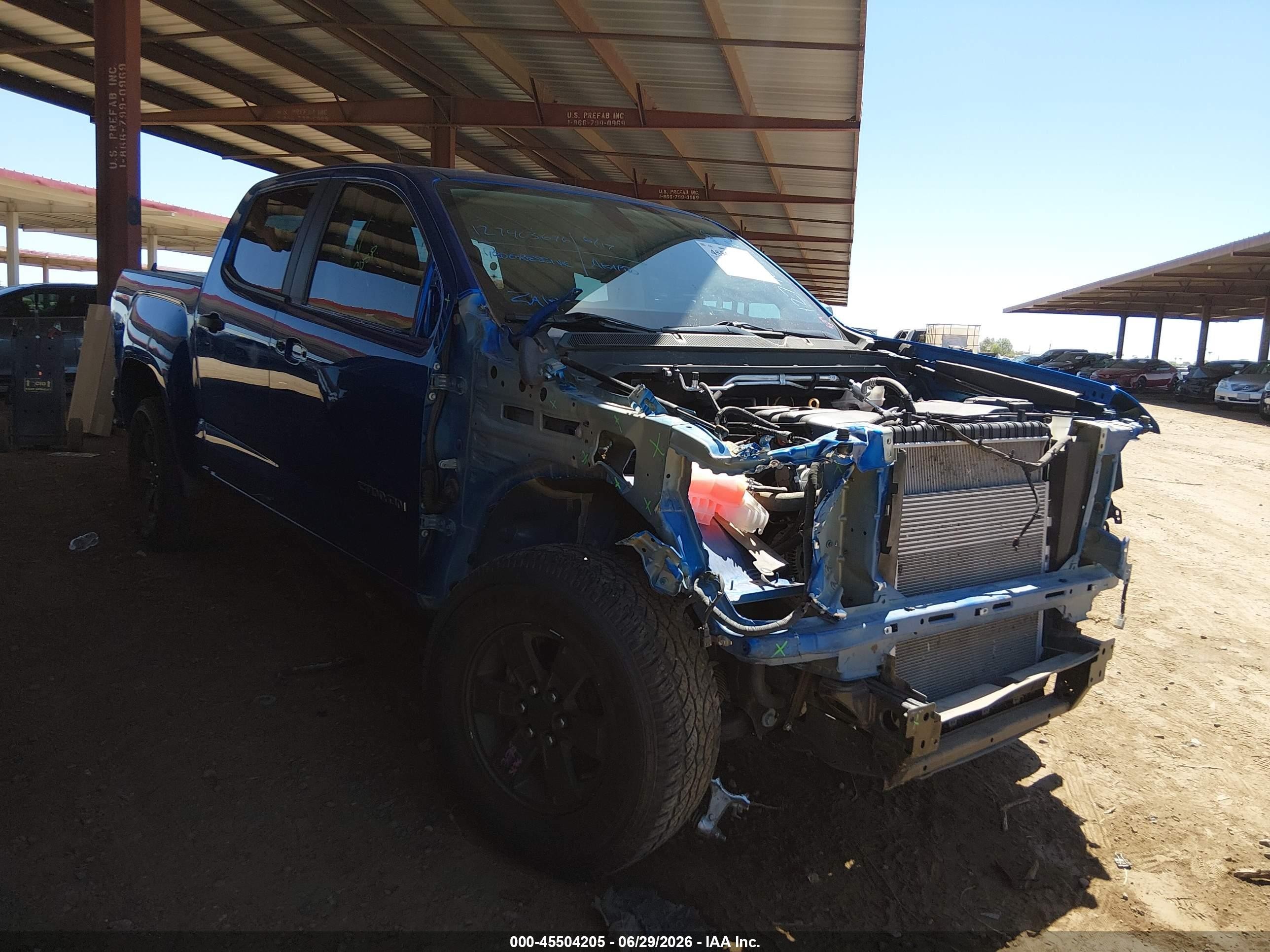 2020 GMC Canyon 2WD, VIN 1GTG5BEA9L1177559 — Front end