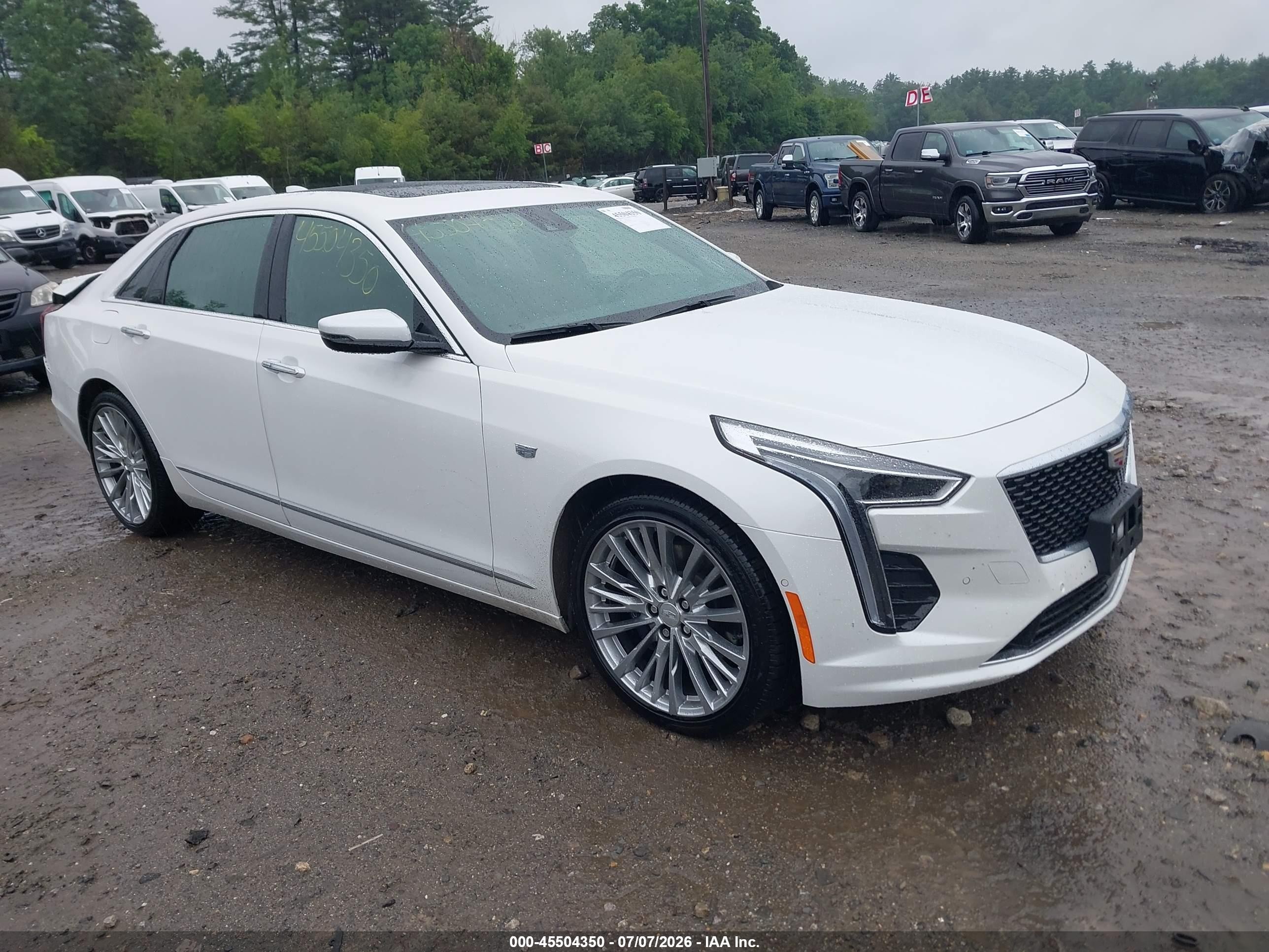 2020 Cadillac CT6 Premium Luxury, VIN 1G6KE5RS9LU104644 — Rear end