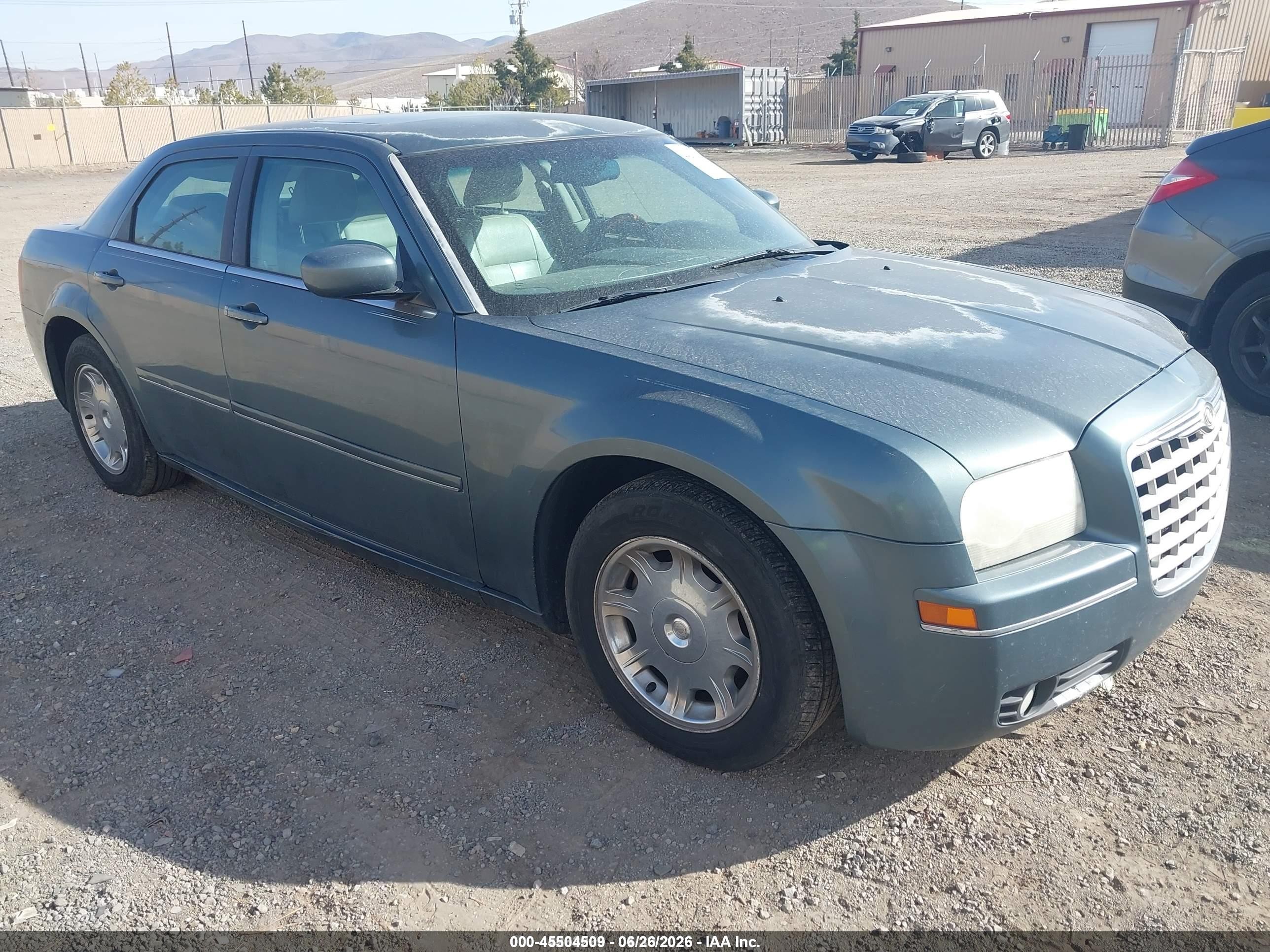 2005 Chrysler 300 Touring, VIN 2C3AA53G35H665280 — Not stated