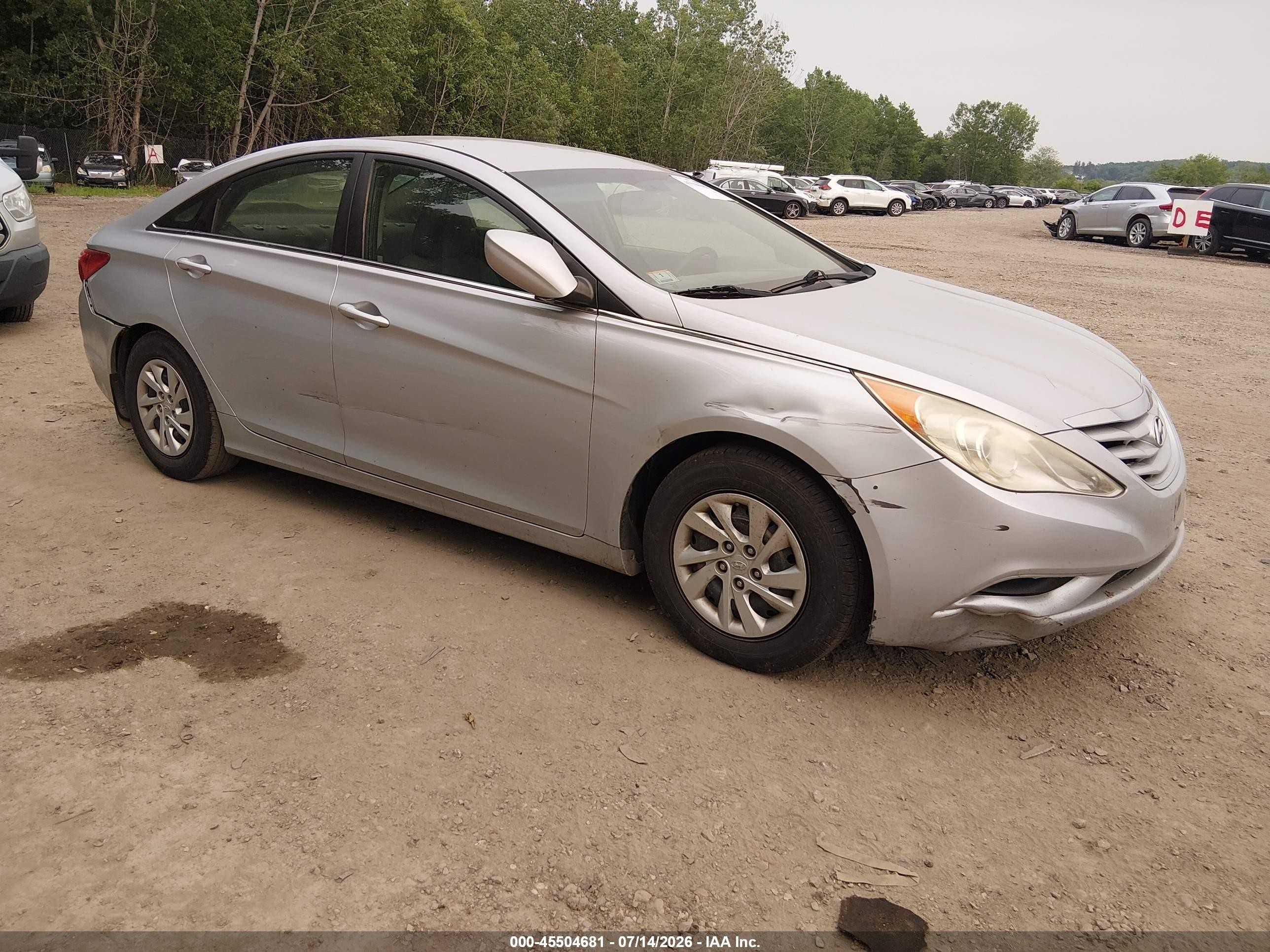2012 Hyundai Sonata GLS, VIN 5NPEB4AC2CH346123 — Front end